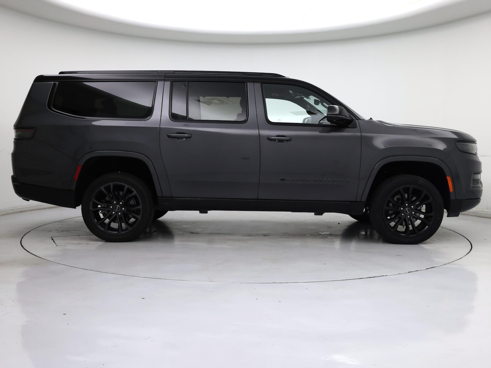 2024 Jeep Grand Wagoneer L Series II - Photo 8
