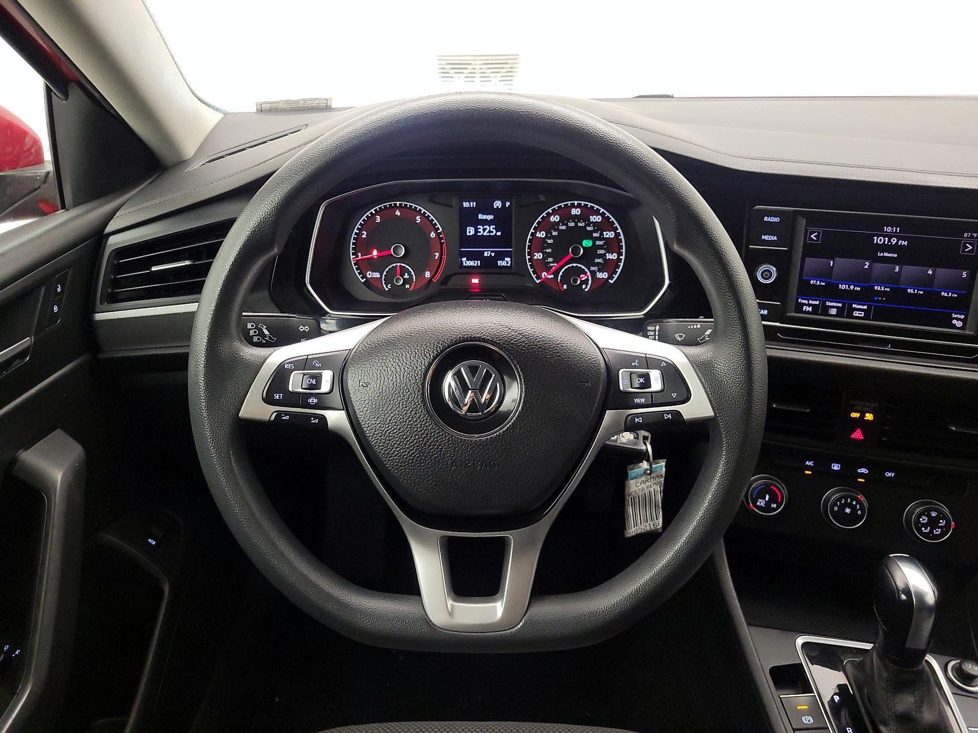 Thumbnail: 2019 Volkswagen Jetta - 10