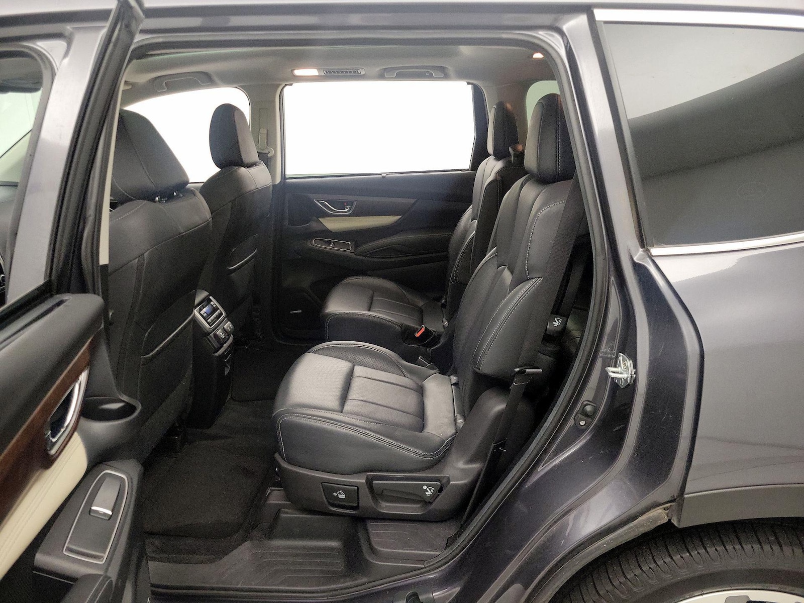 2022 Subaru Ascent Touring - Photo 22