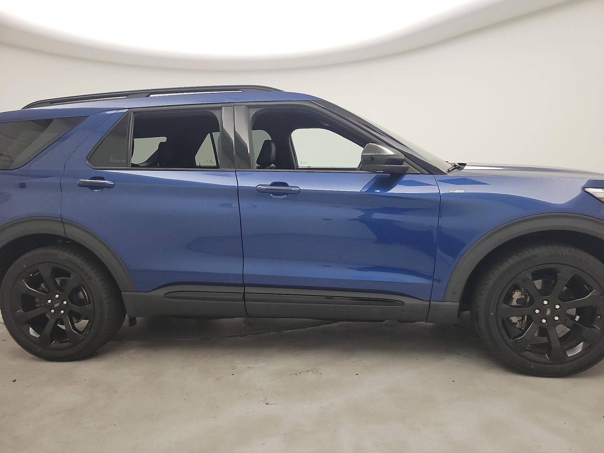 Thumbnail: 2023 Ford Explorer - 4