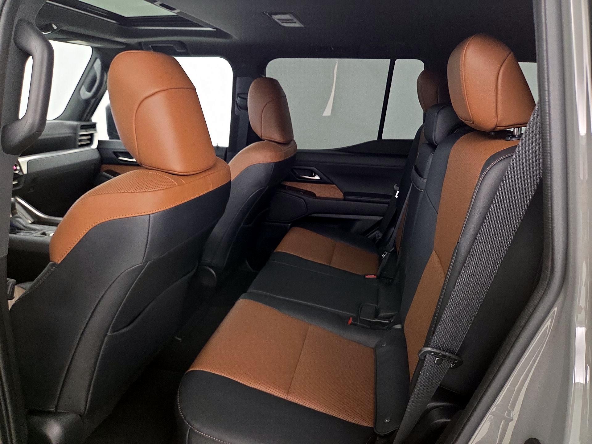 Thumbnail: 2025 Lexus GX - 20