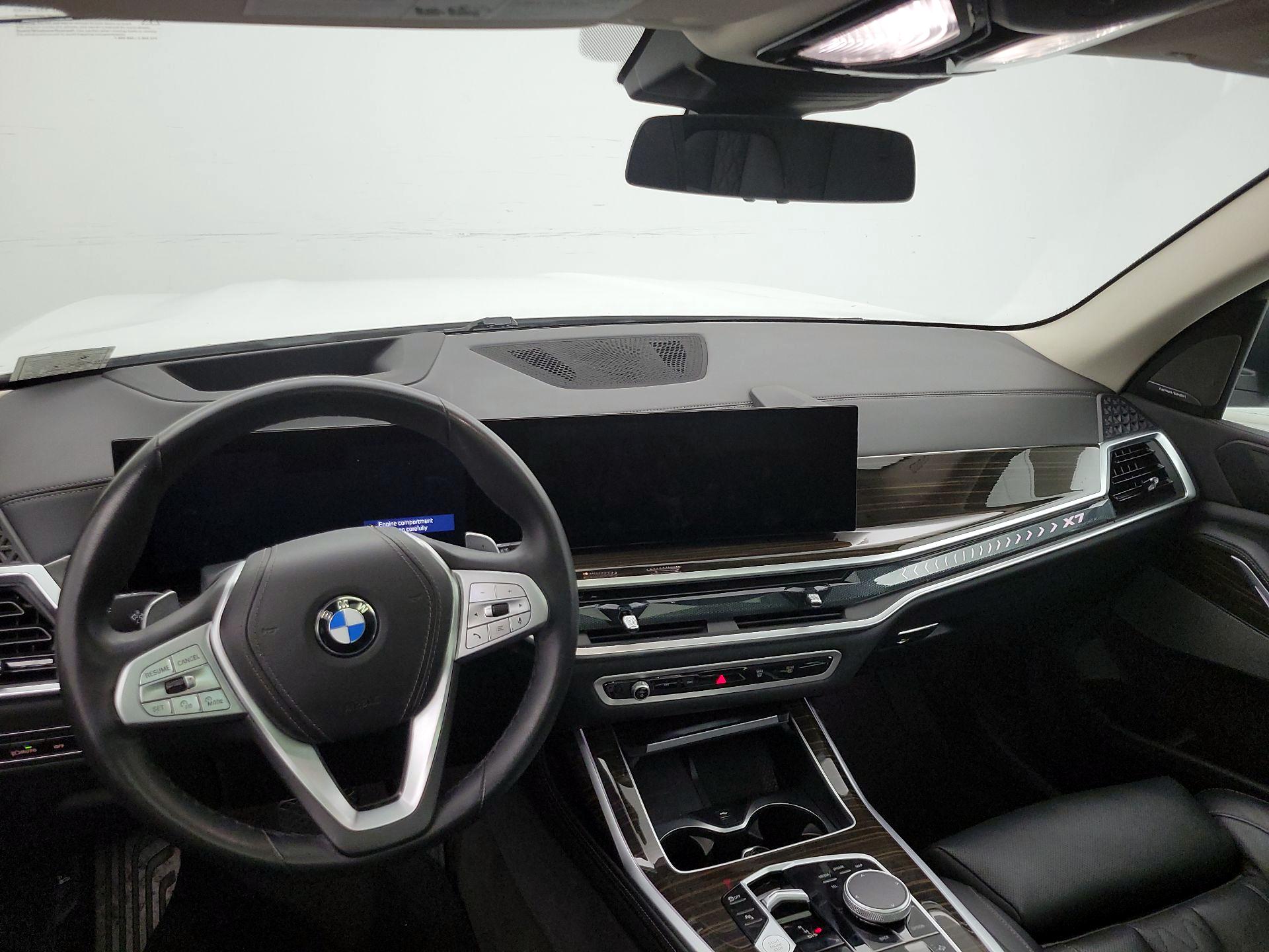 Thumbnail: 2025 BMW X7 - 9