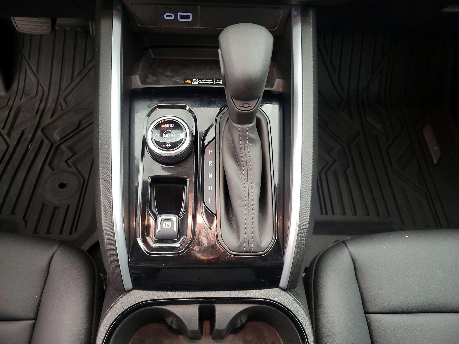 Thumbnail: 2025 Chevrolet Colorado - 17