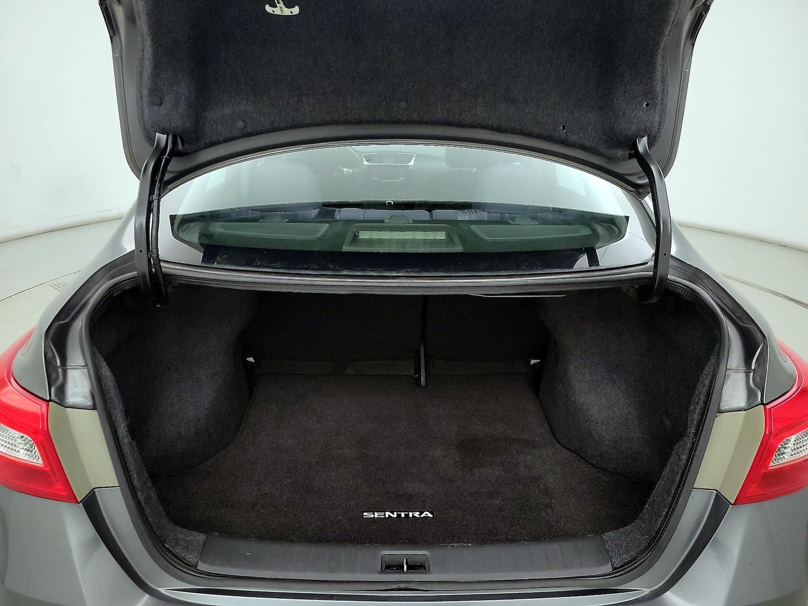2017 Nissan Sentra SV - Photo 20