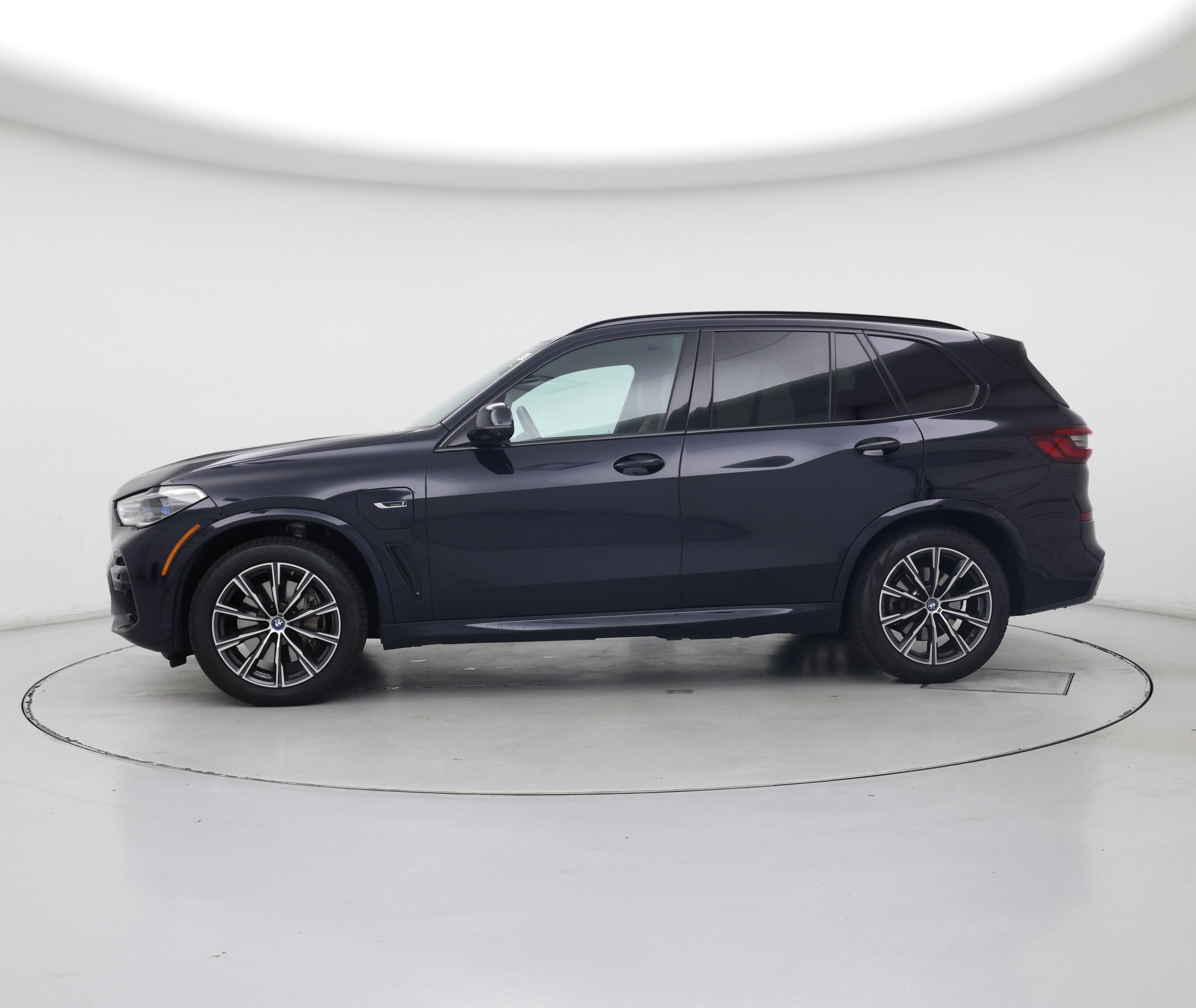 Thumbnail: 2023 BMW X5 - 3