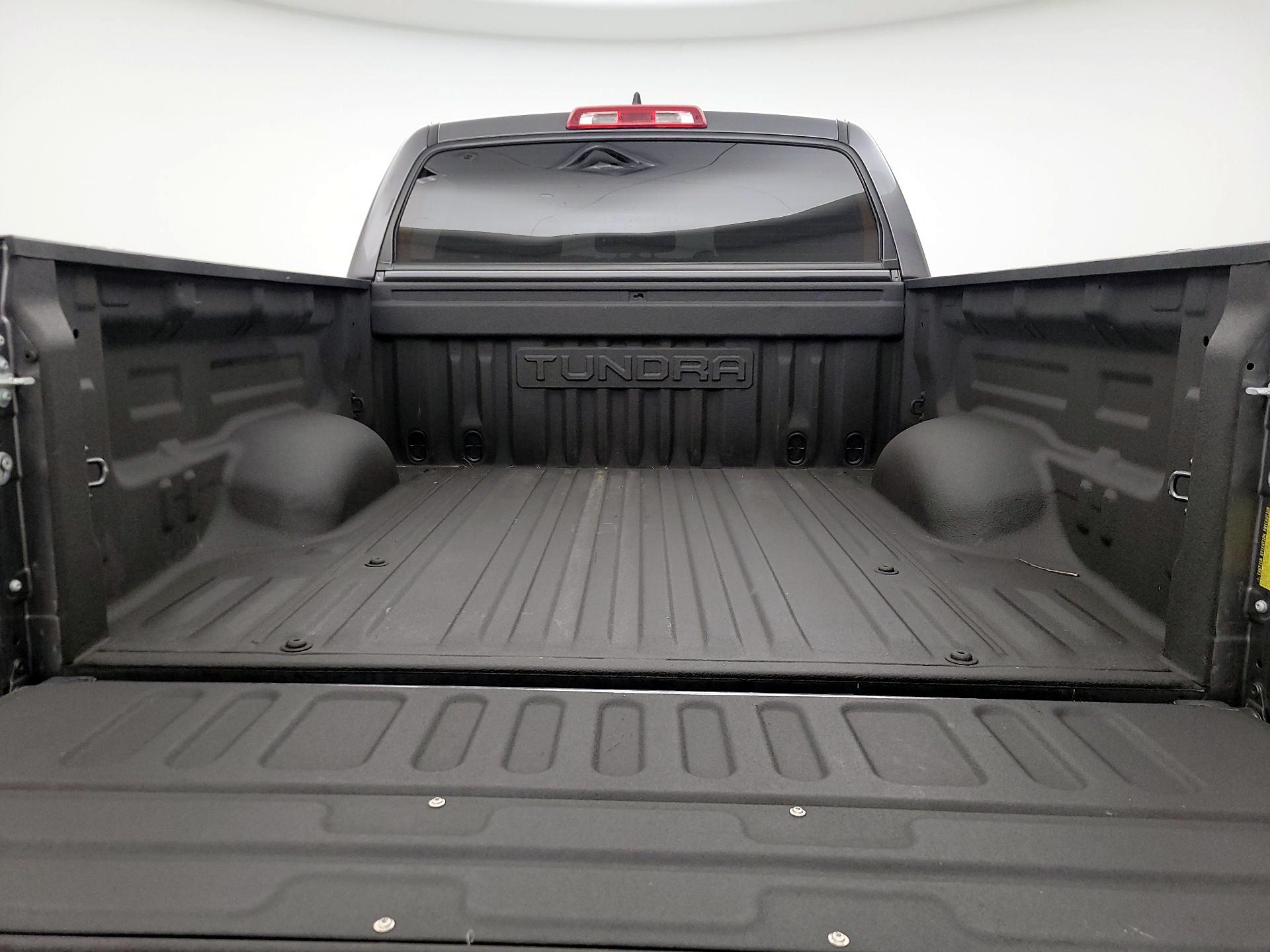 Thumbnail: 2021 Toyota Tundra - 20