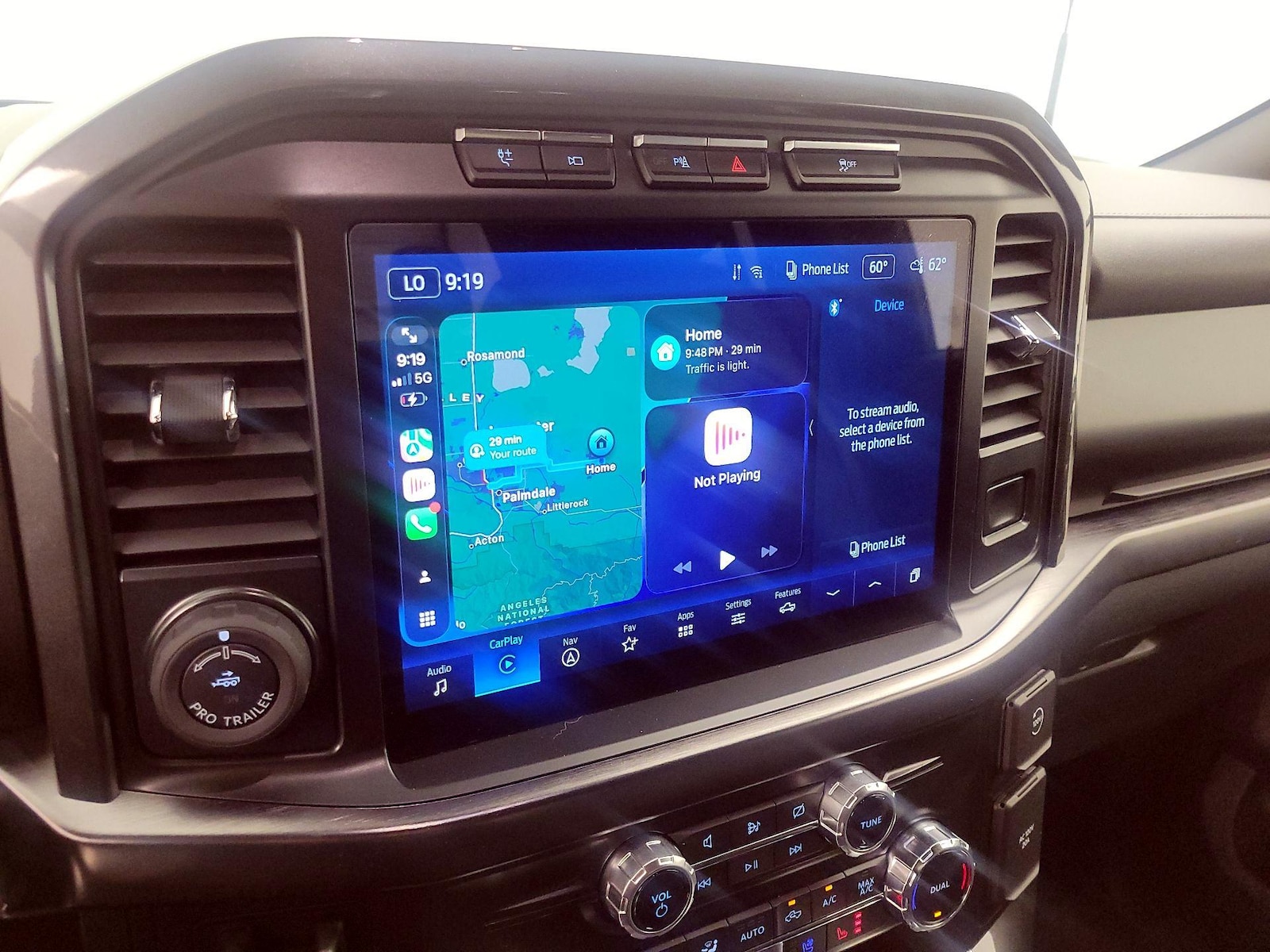 2022 Ford F-150 Lariat - Photo 17
