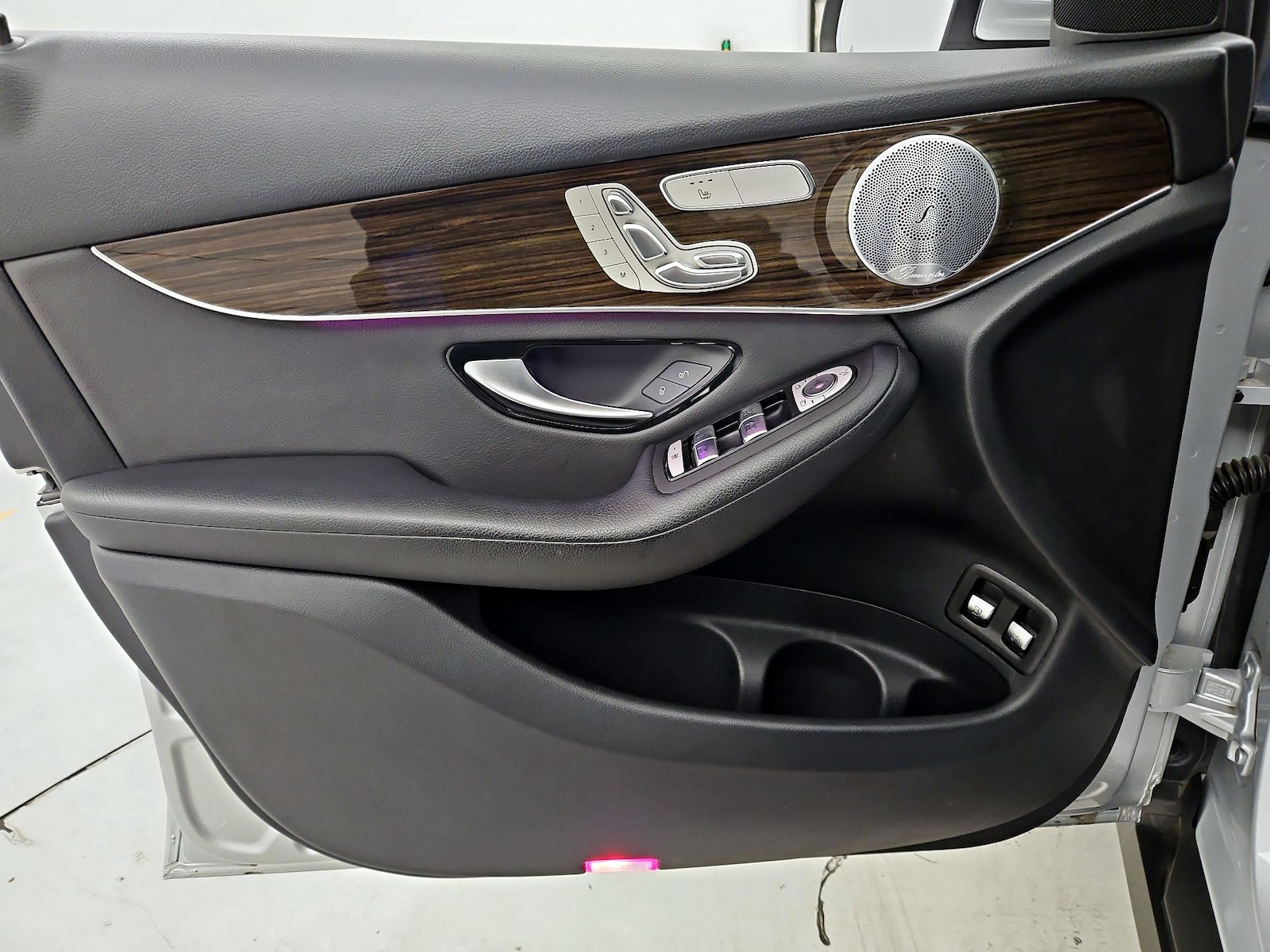 2020 Mercedes-Benz GLC GLC350e - Photo 13