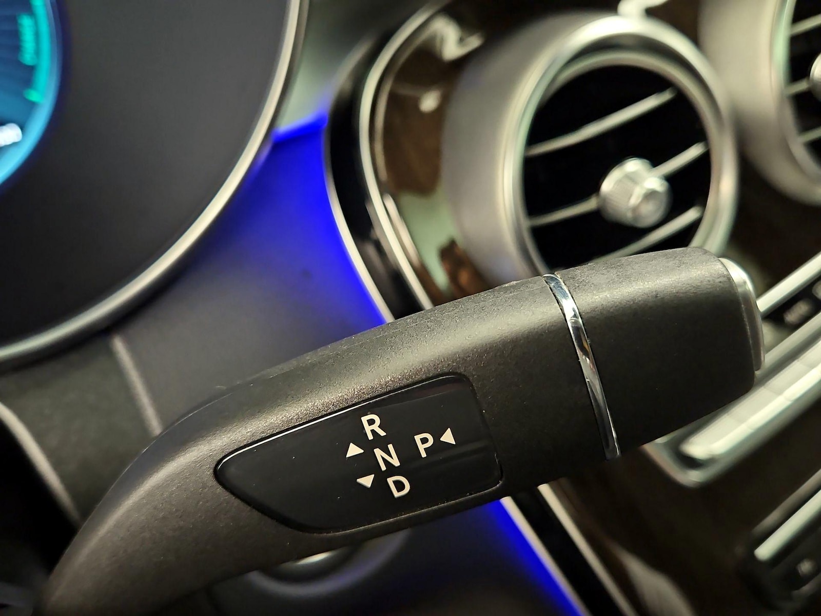 2020 Mercedes-Benz GLC GLC350e - Photo 18