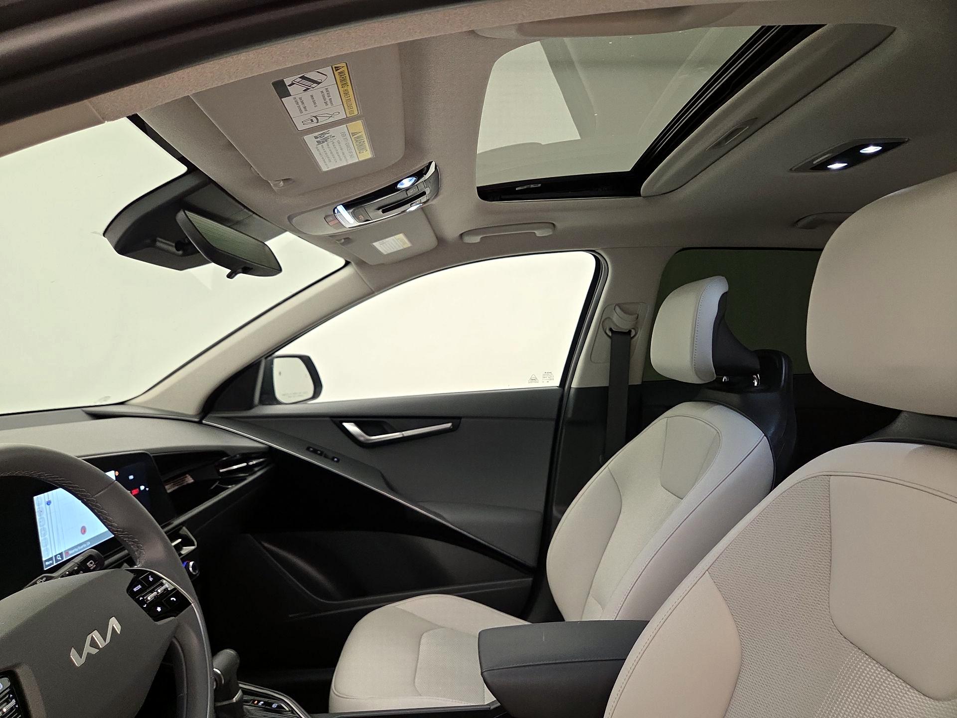 Thumbnail: 2026 Kia Niro - 20