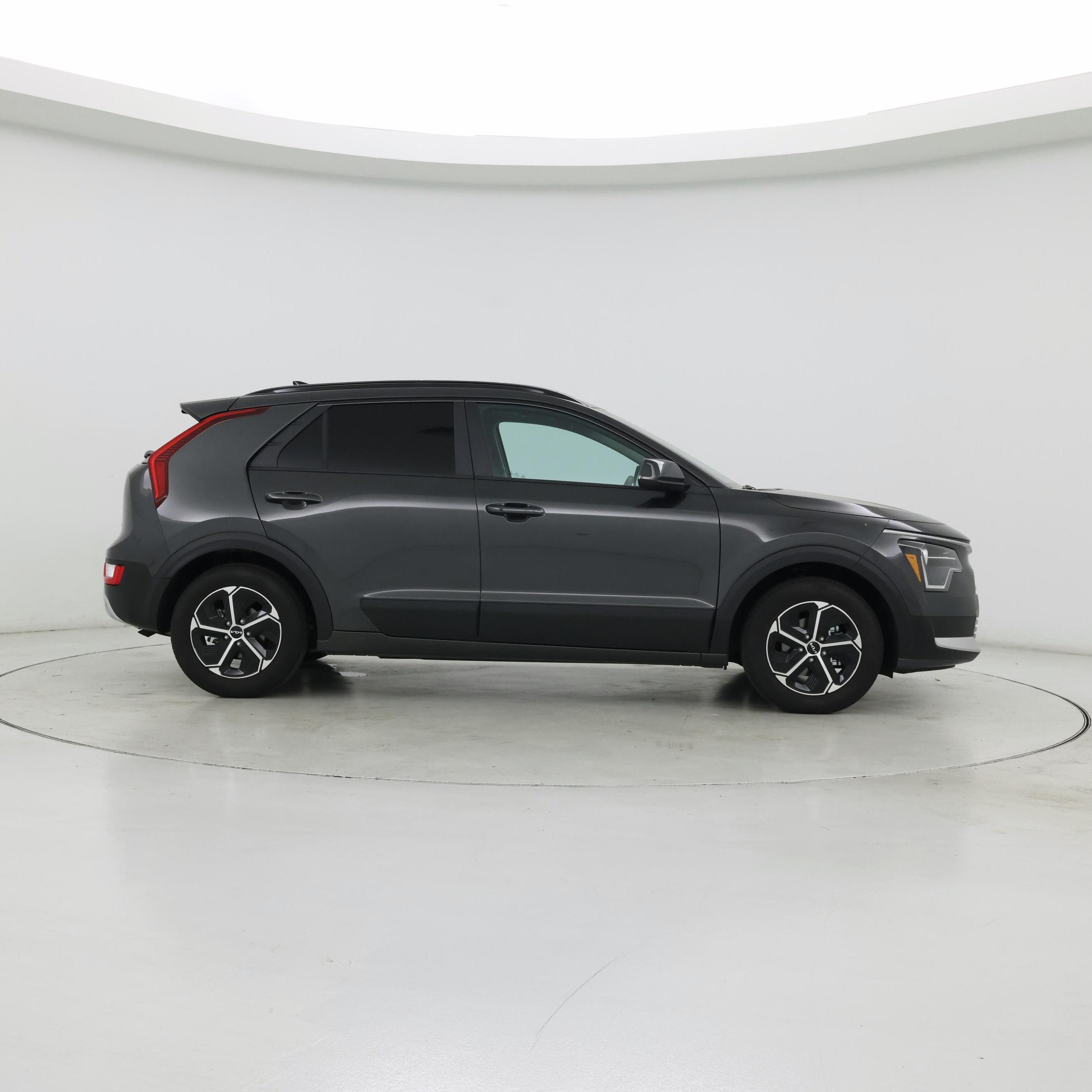Thumbnail: 2026 Kia Niro - 7