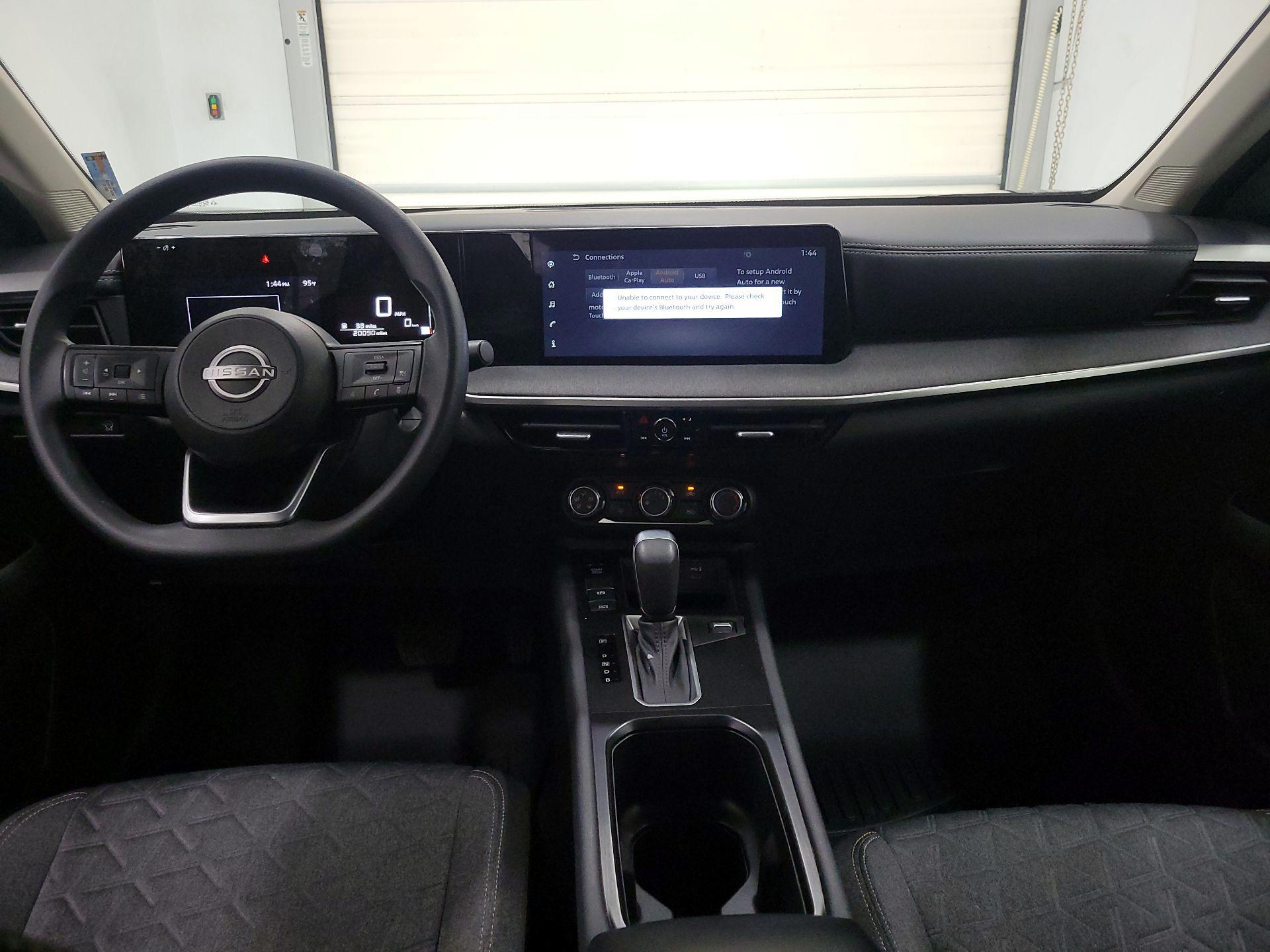Thumbnail: 2025 Nissan Kicks - 9