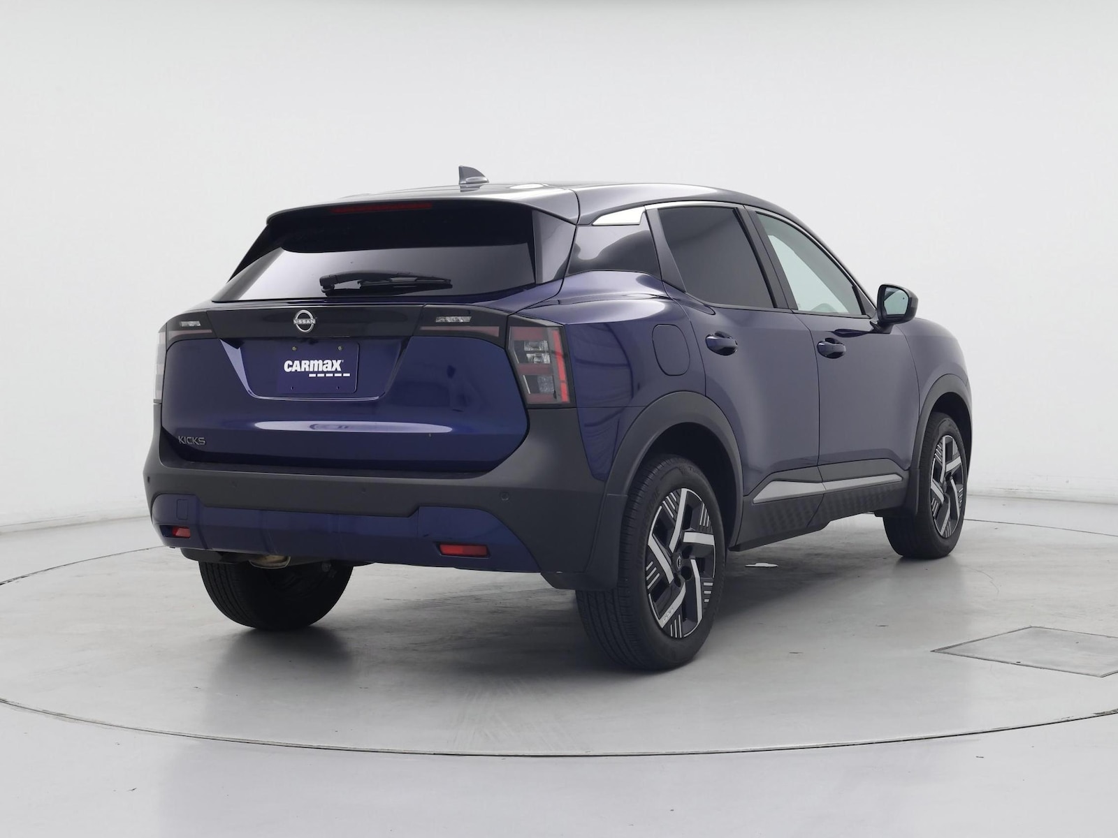 2025 Nissan Kicks SV - Photo 9