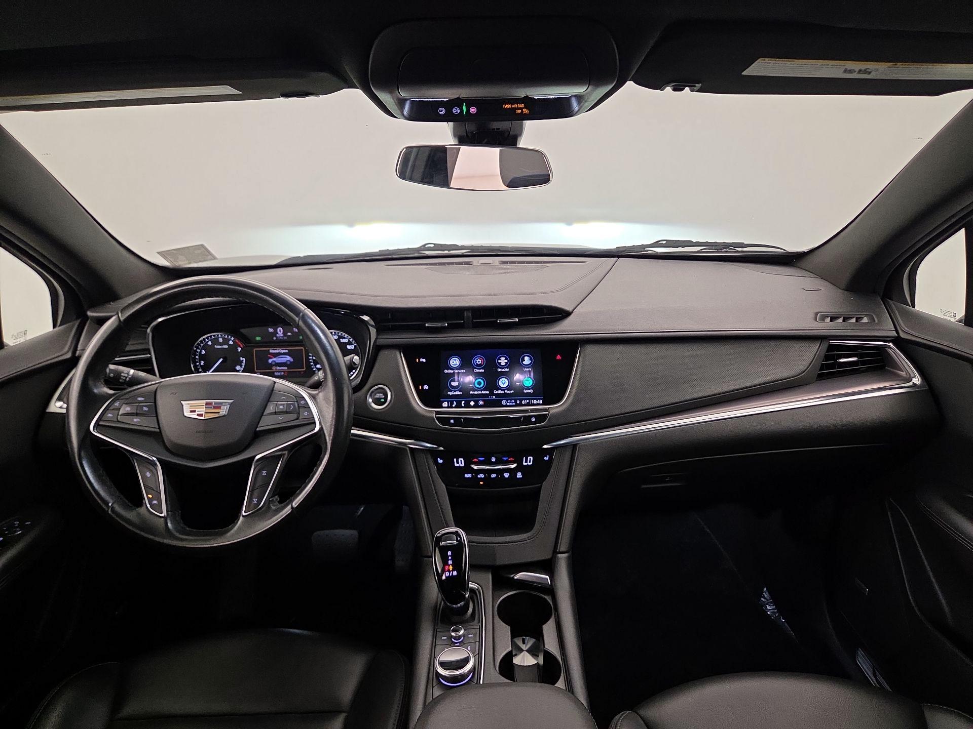 Thumbnail: 2023 Cadillac XT5 - 9