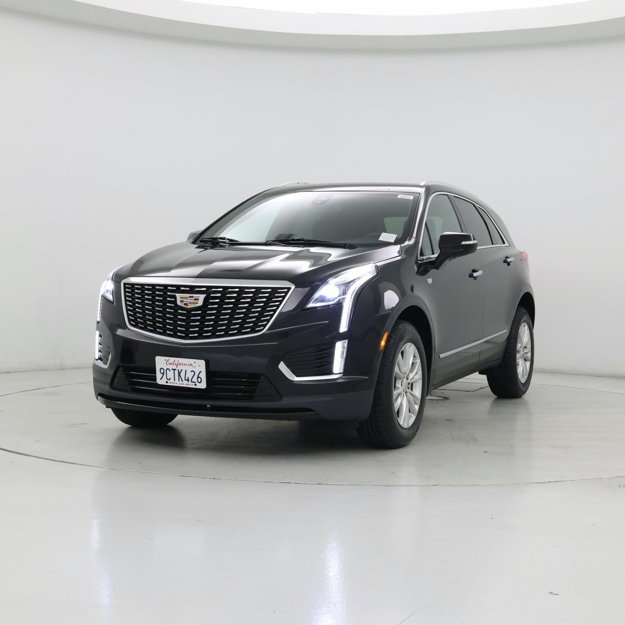 Thumbnail: 2023 Cadillac XT5 - 4