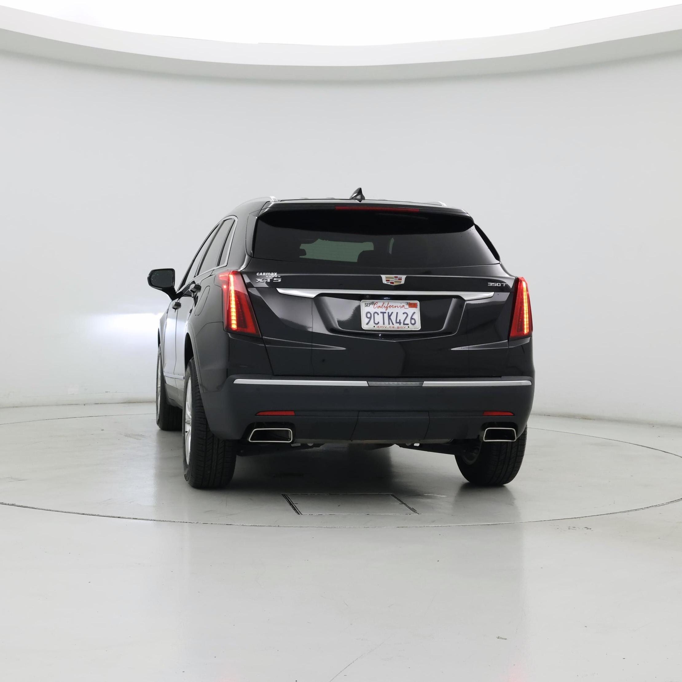 Thumbnail: 2023 Cadillac XT5 - 6