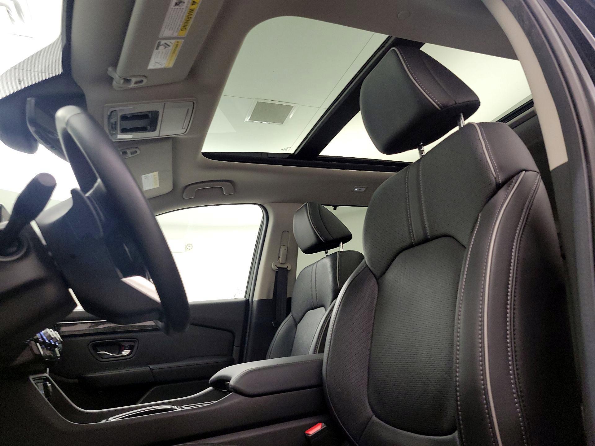 Thumbnail: 2025 Honda Pilot - 20