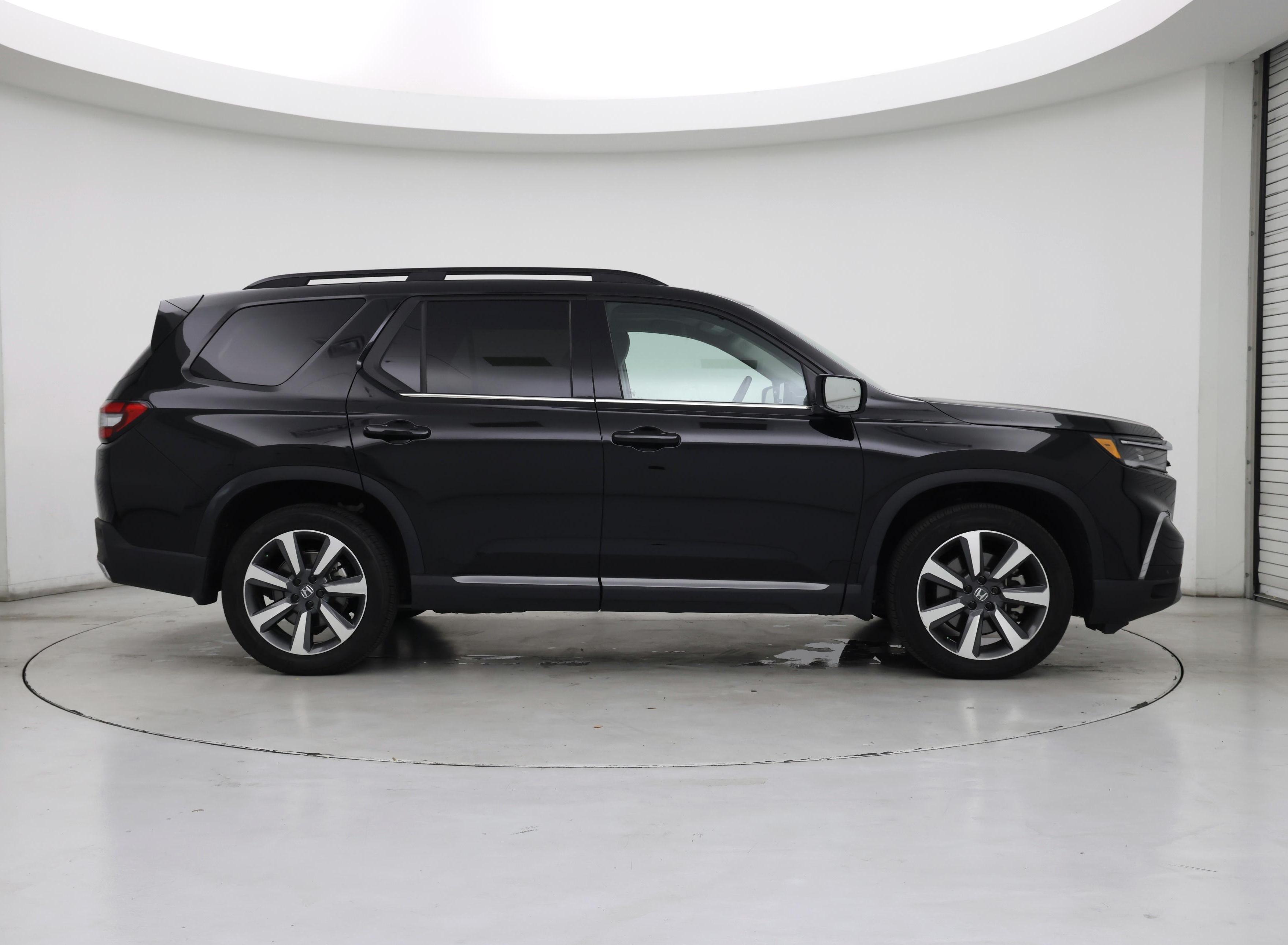 Thumbnail: 2025 Honda Pilot - 7