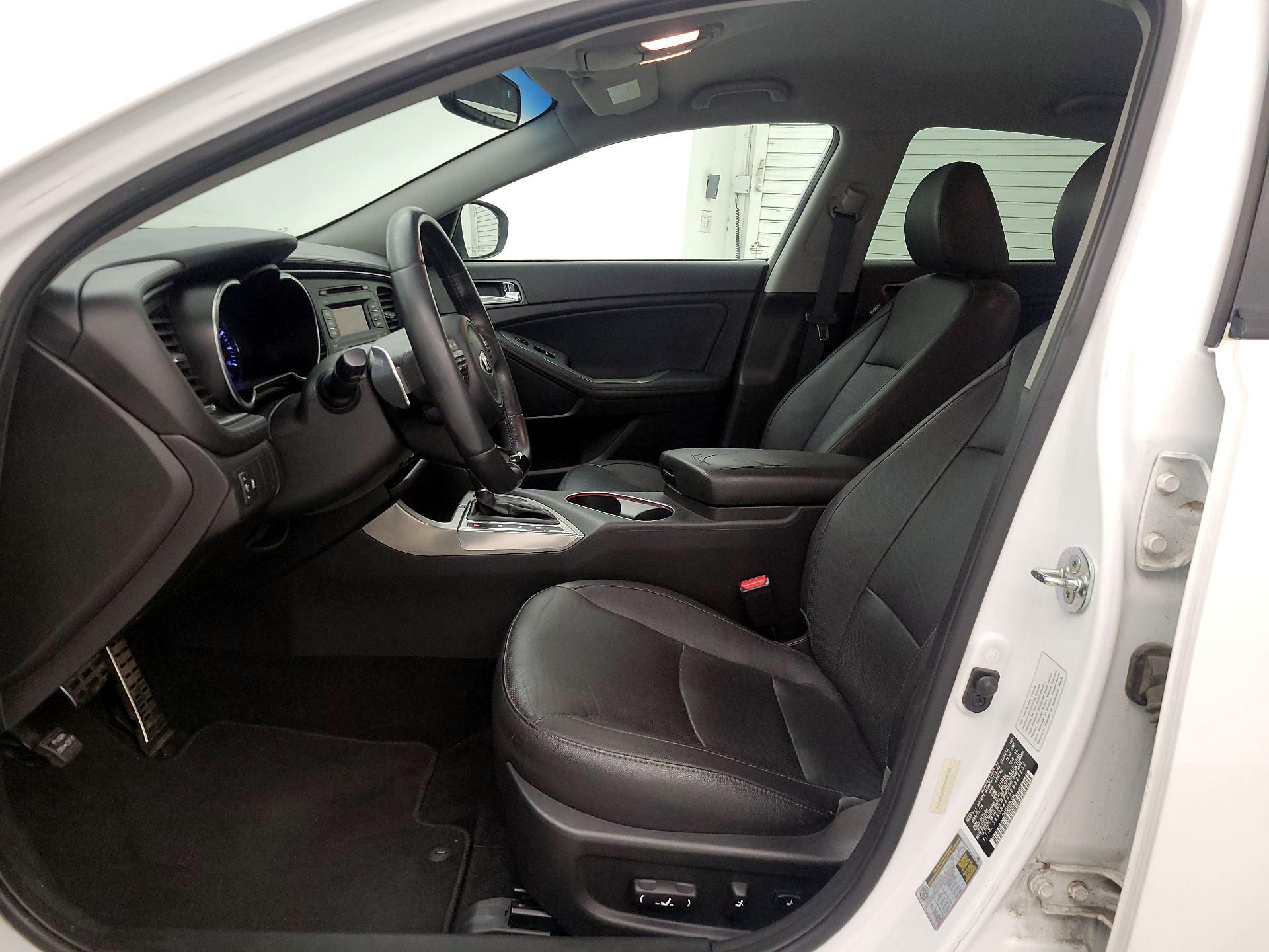 Thumbnail: 2014 Kia Optima - 11