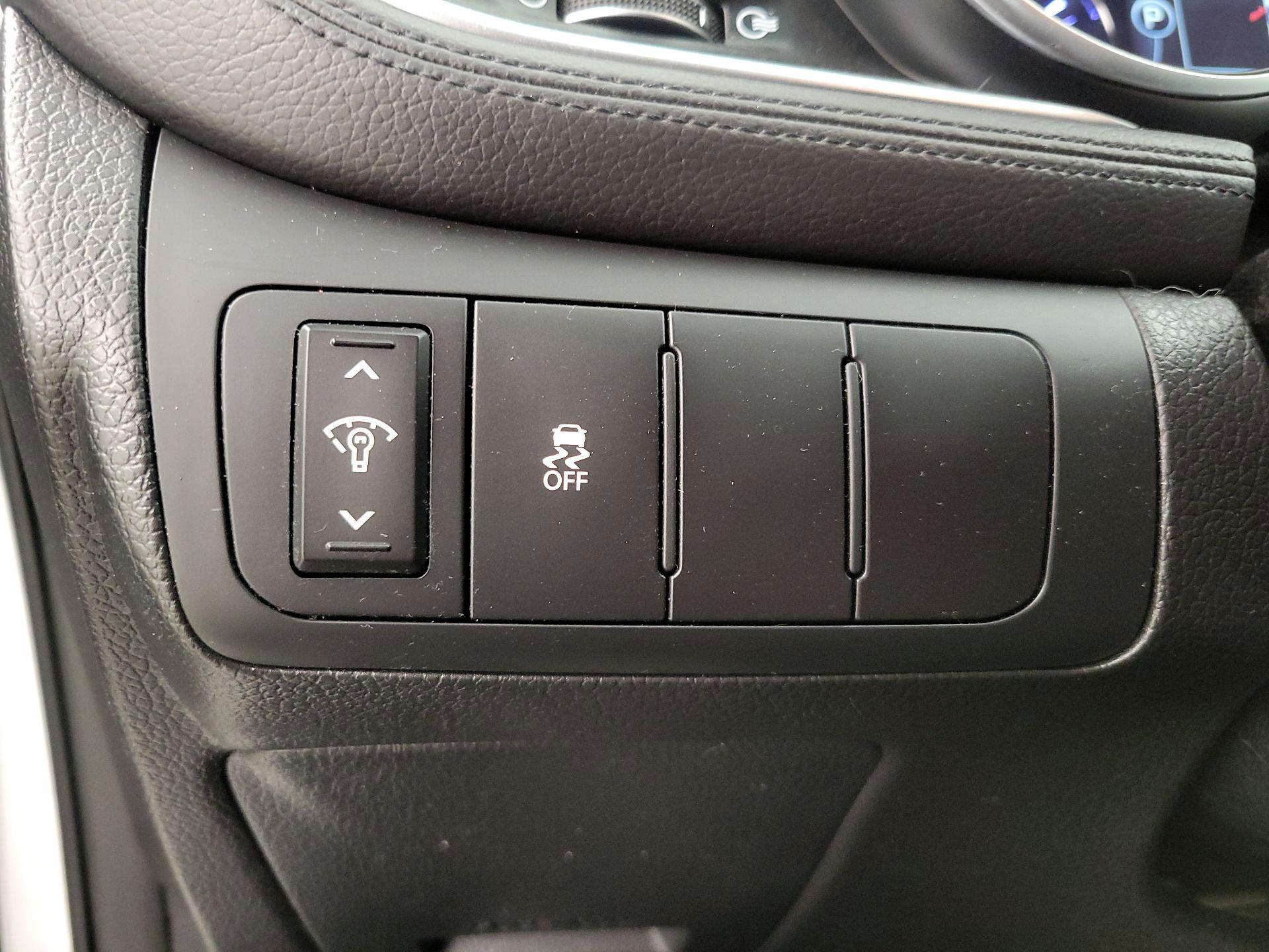 Thumbnail: 2014 Kia Optima - 13