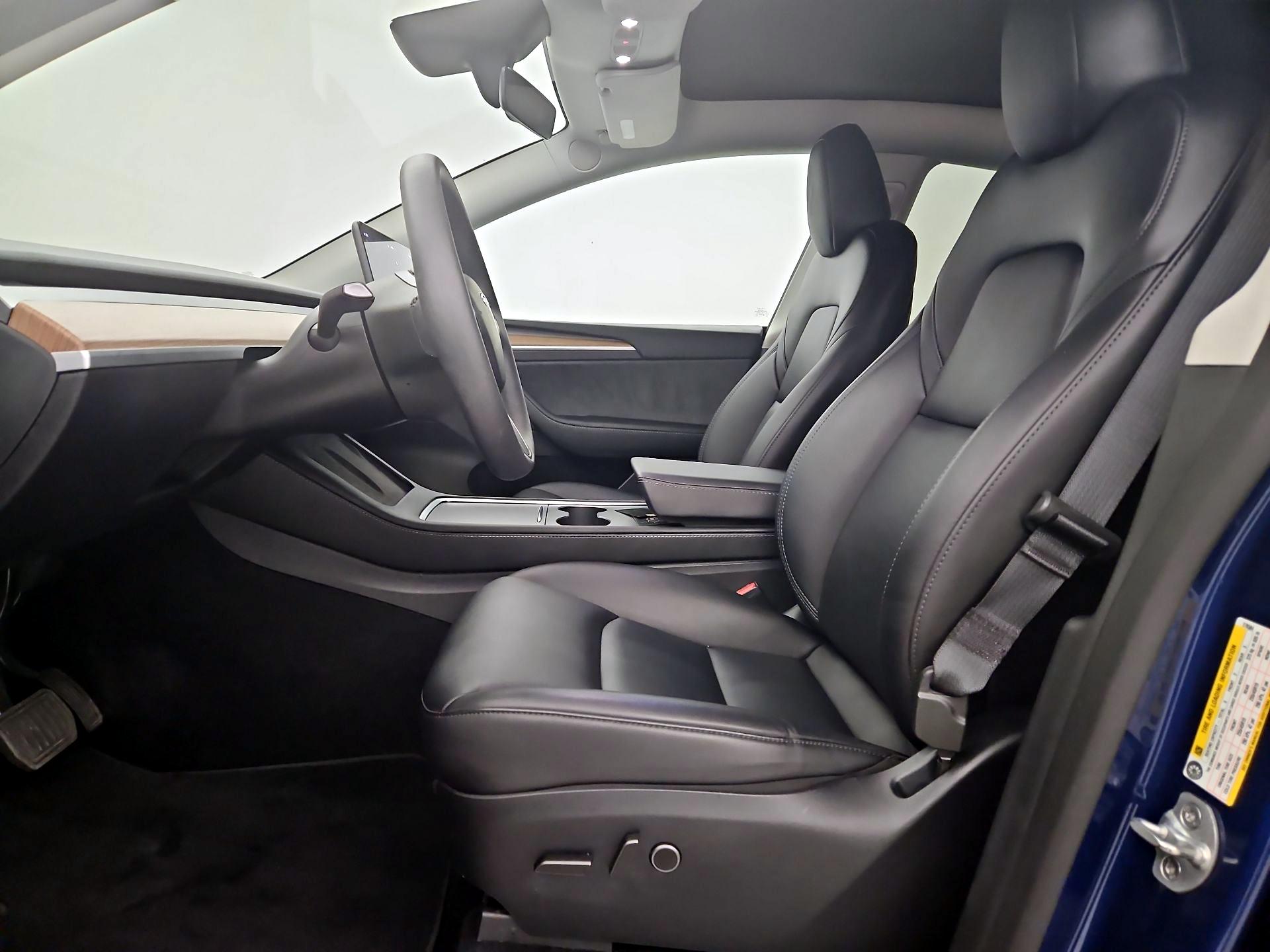 Thumbnail: 2025 Tesla Model Y - 11