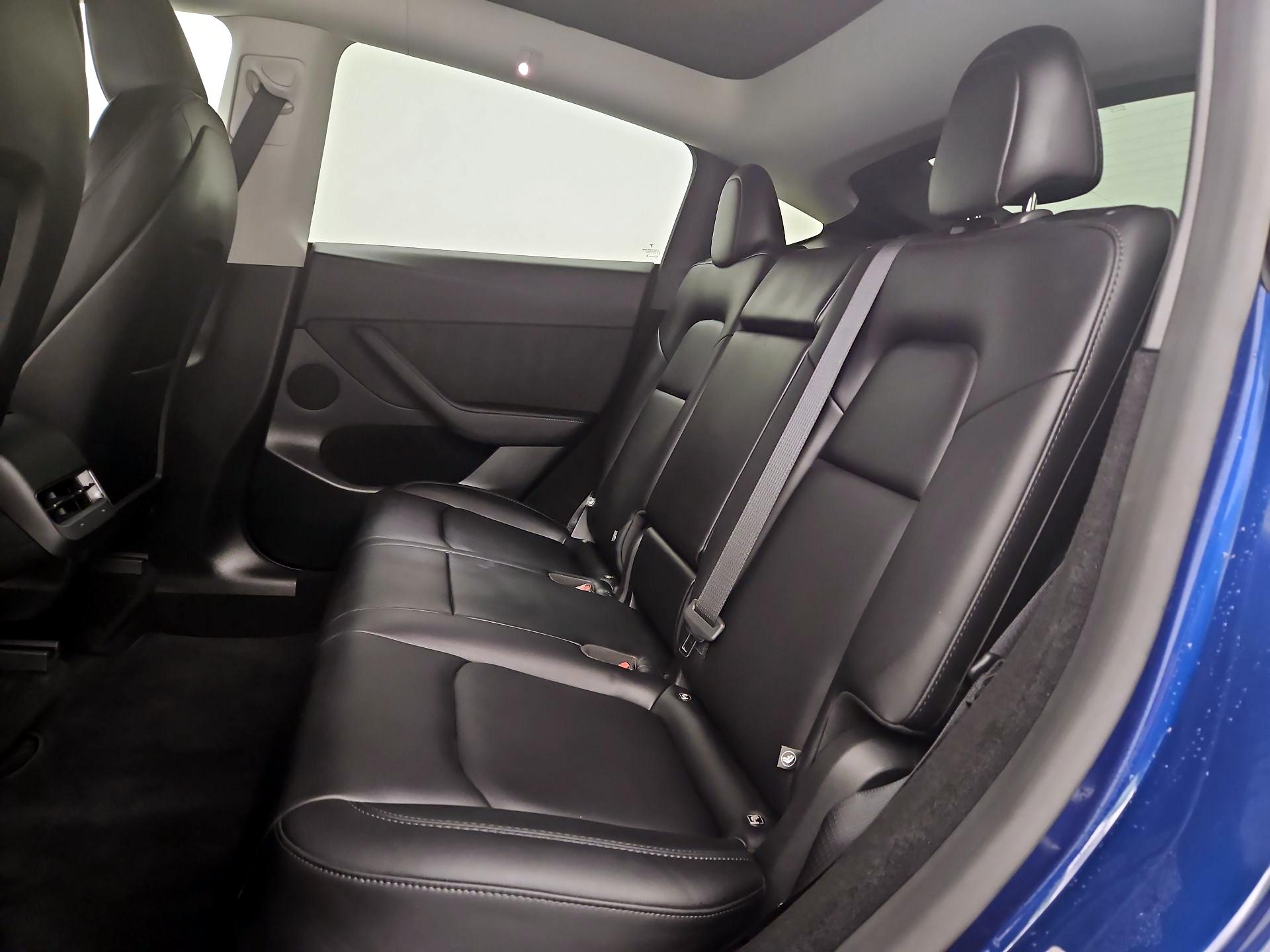 Thumbnail: 2025 Tesla Model Y - 18