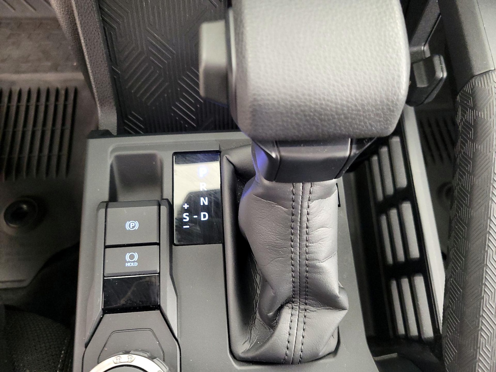 2025 Toyota 4Runner SR5 - Photo 18