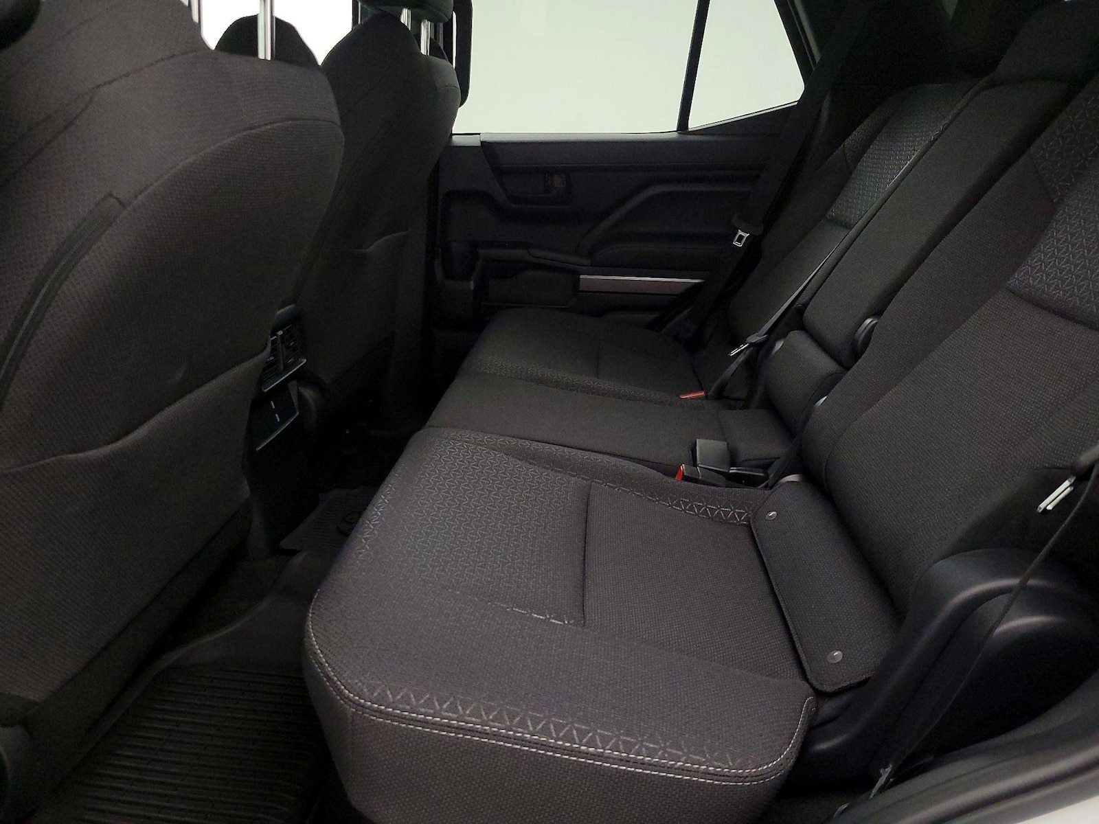 2025 Toyota 4Runner SR5 - Photo 20