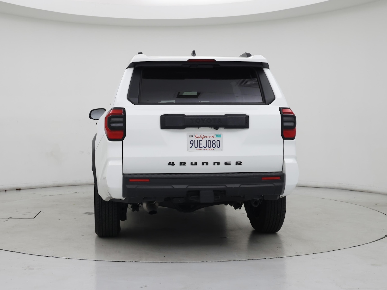 2025 Toyota 4Runner SR5 - Photo 7
