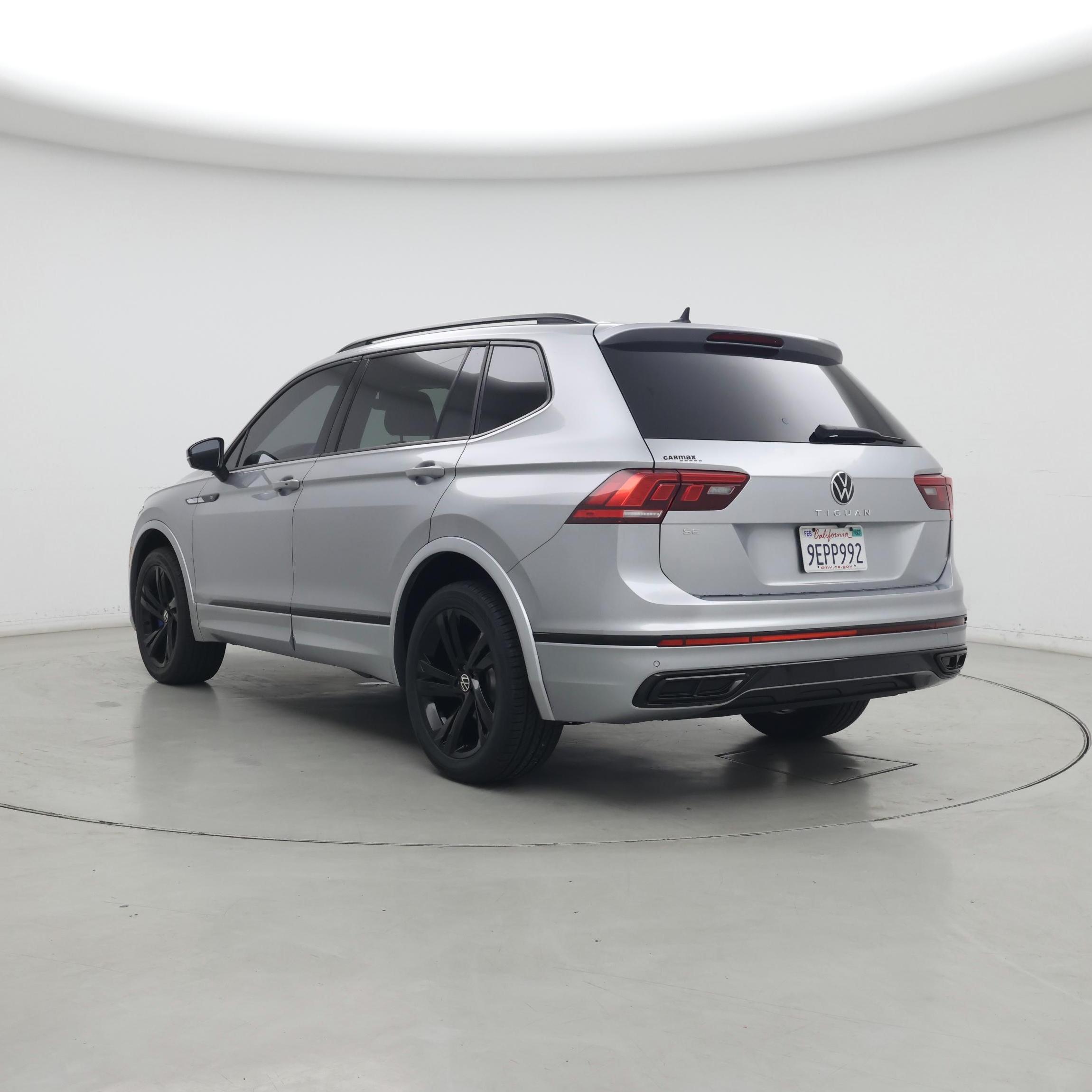 Thumbnail: 2023 Volkswagen Tiguan - 2