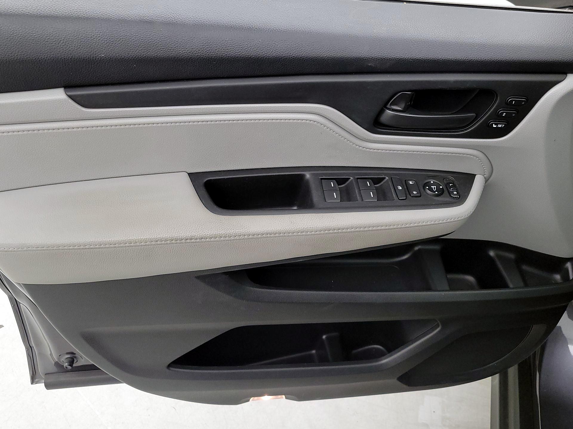 Thumbnail: 2020 Honda Odyssey - 12