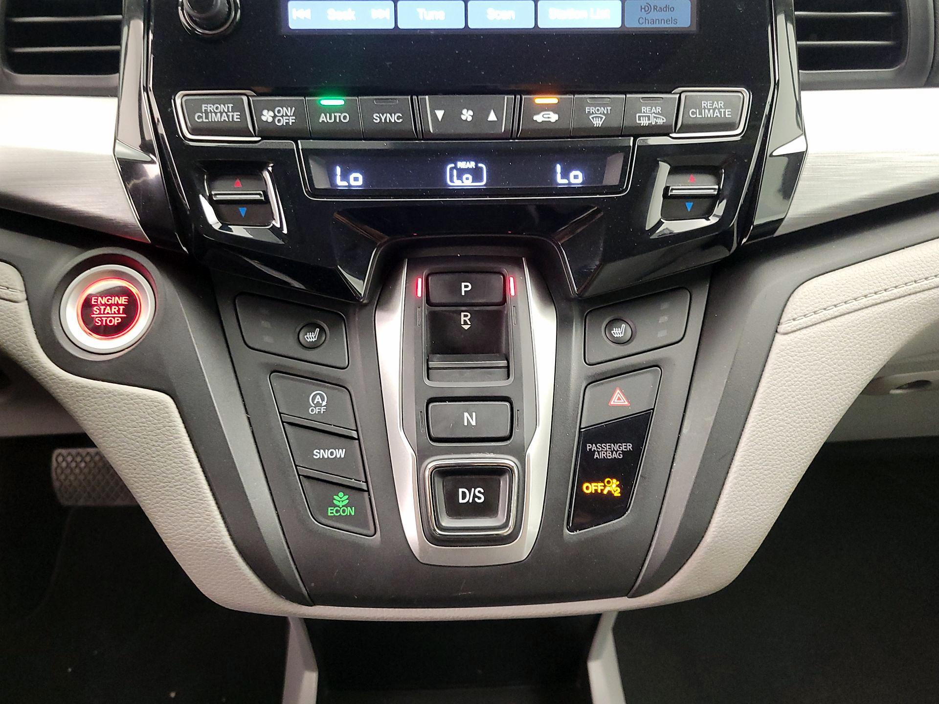 Thumbnail: 2020 Honda Odyssey - 17