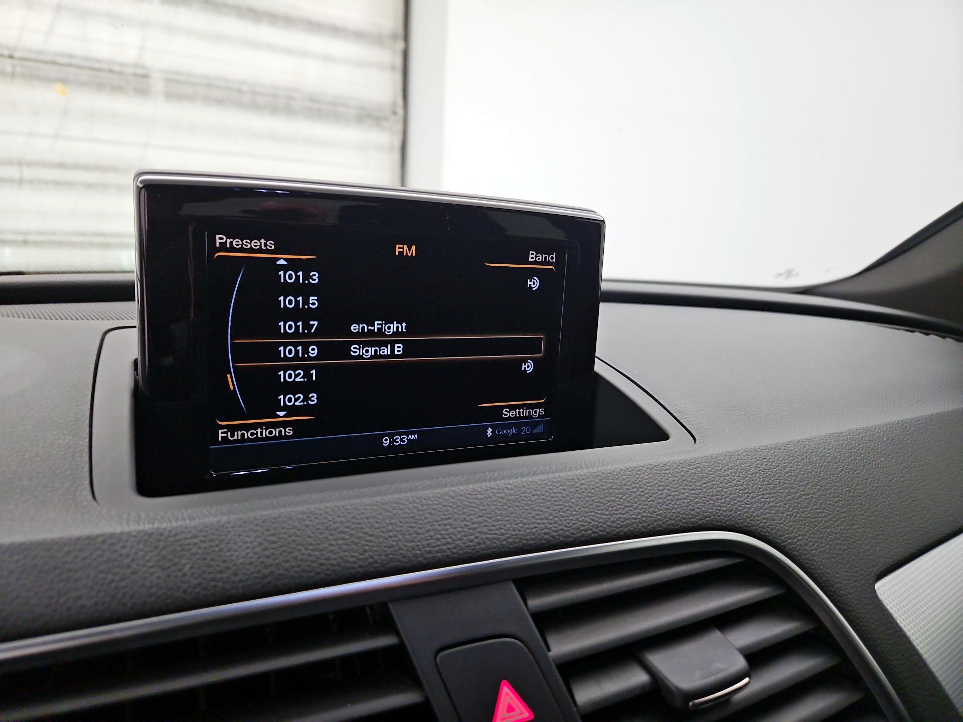 Thumbnail: 2016 Audi Q3 - 16