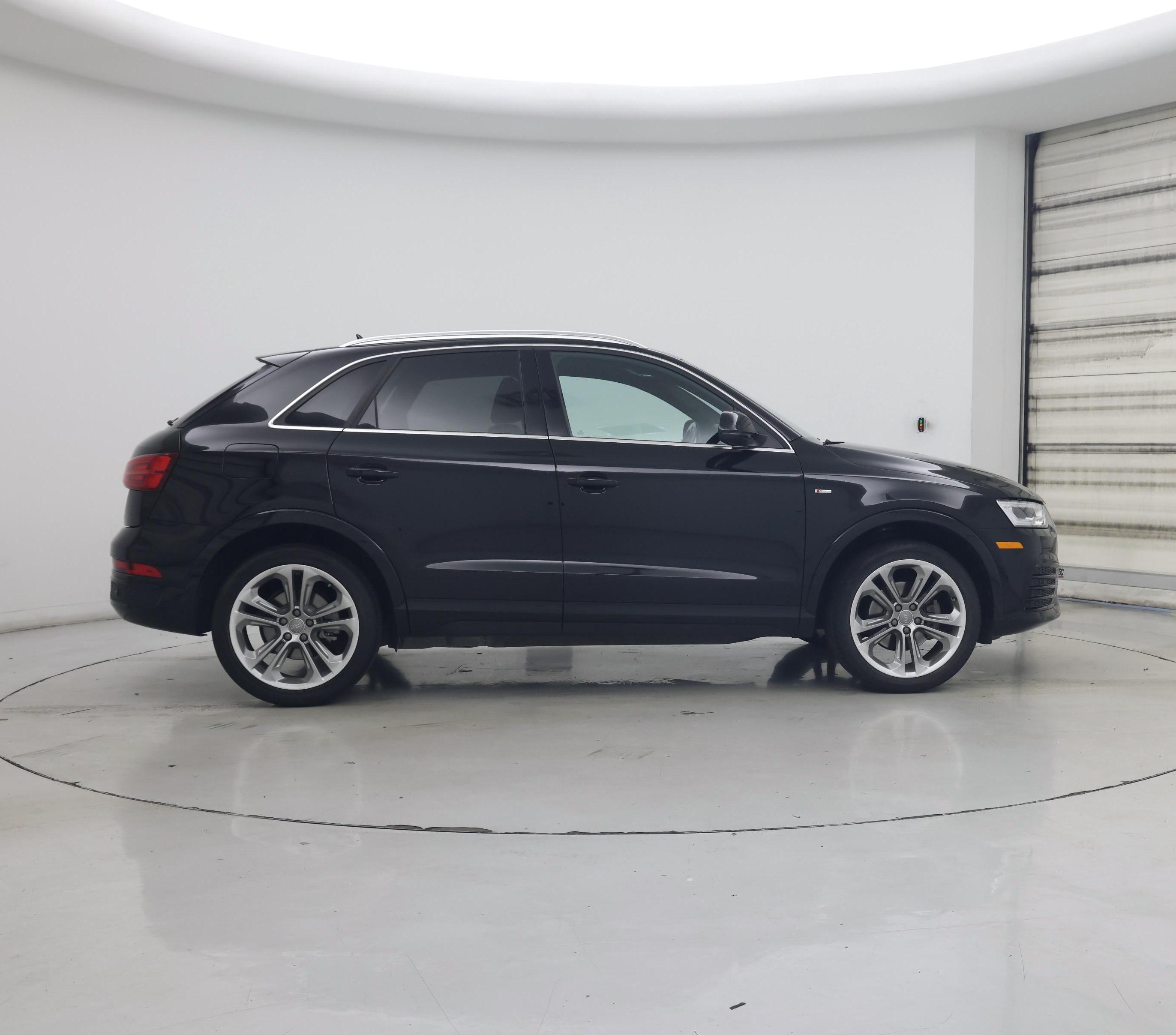 Thumbnail: 2016 Audi Q3 - 7