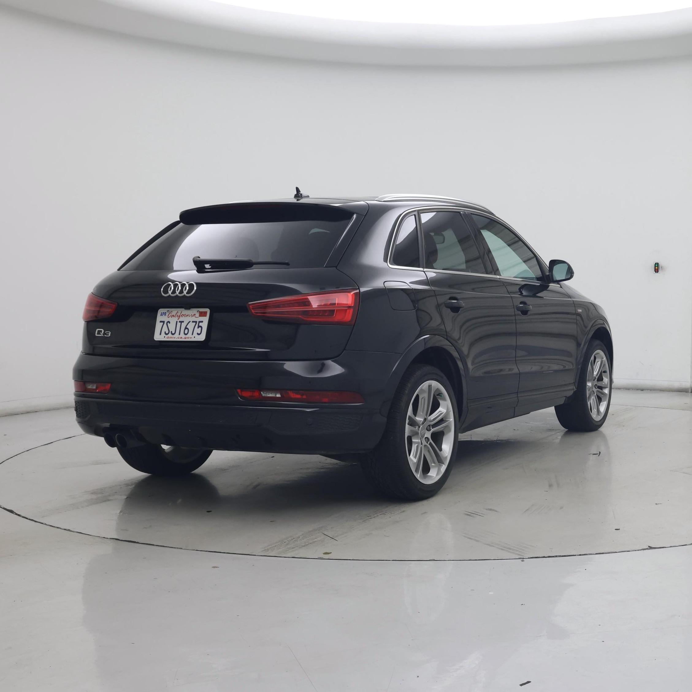 Thumbnail: 2016 Audi Q3 - 8