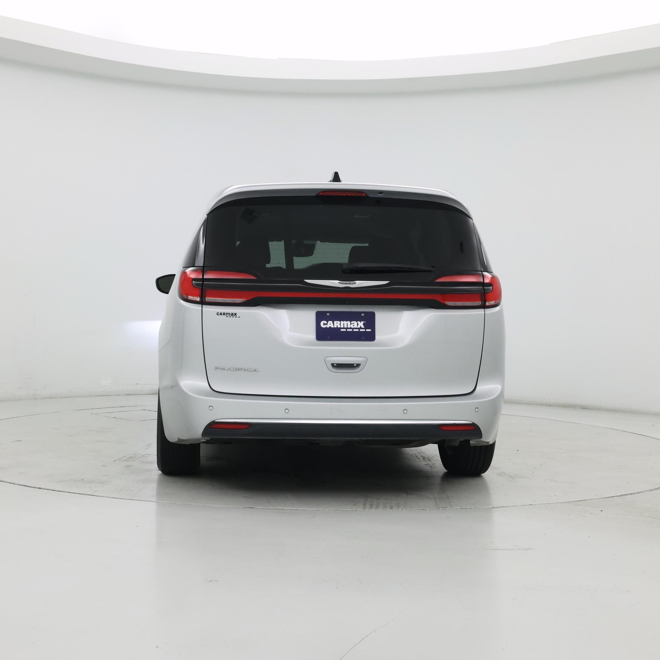 Thumbnail: 2024 Chrysler Pacifica - 6