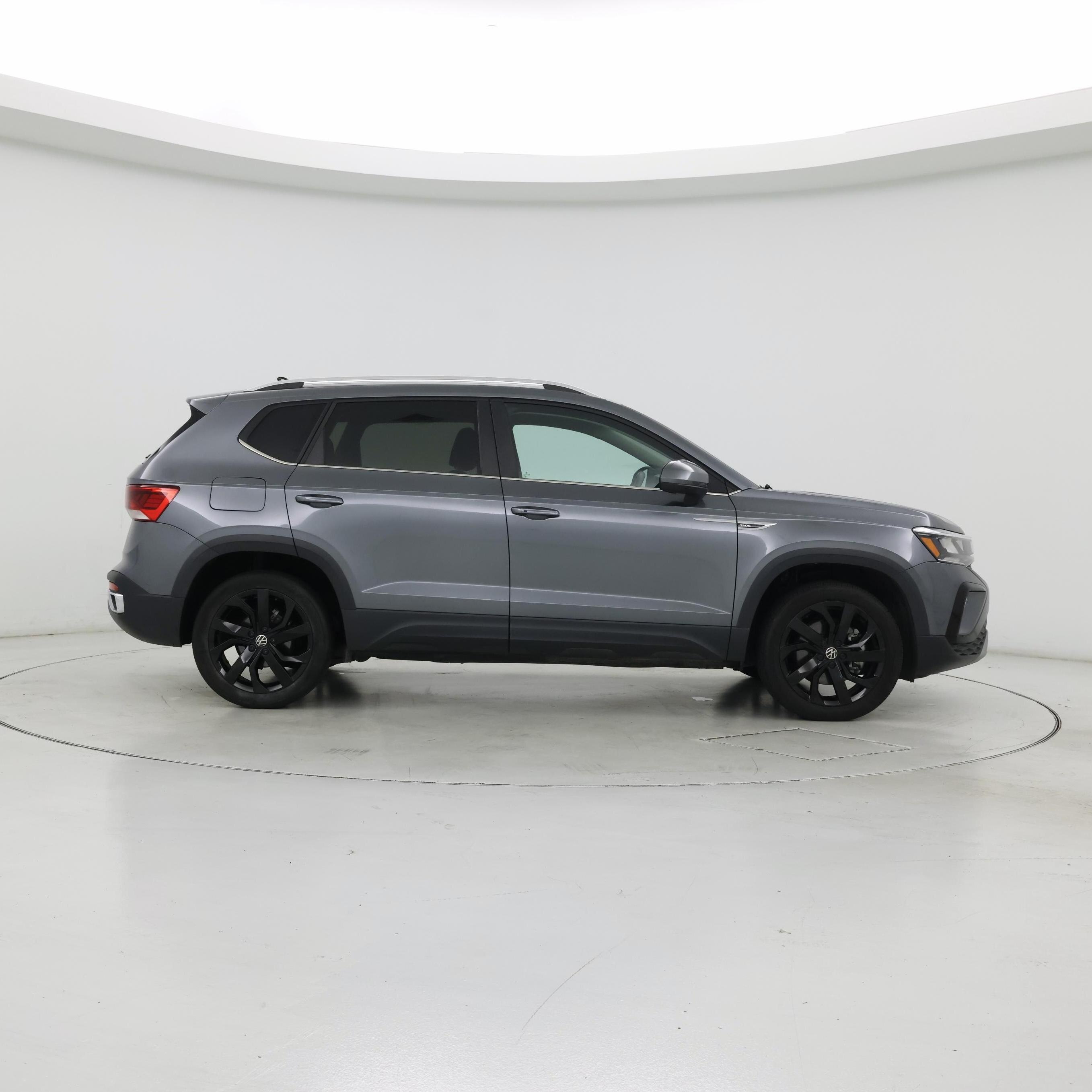 Thumbnail: 2023 Volkswagen Taos - 7