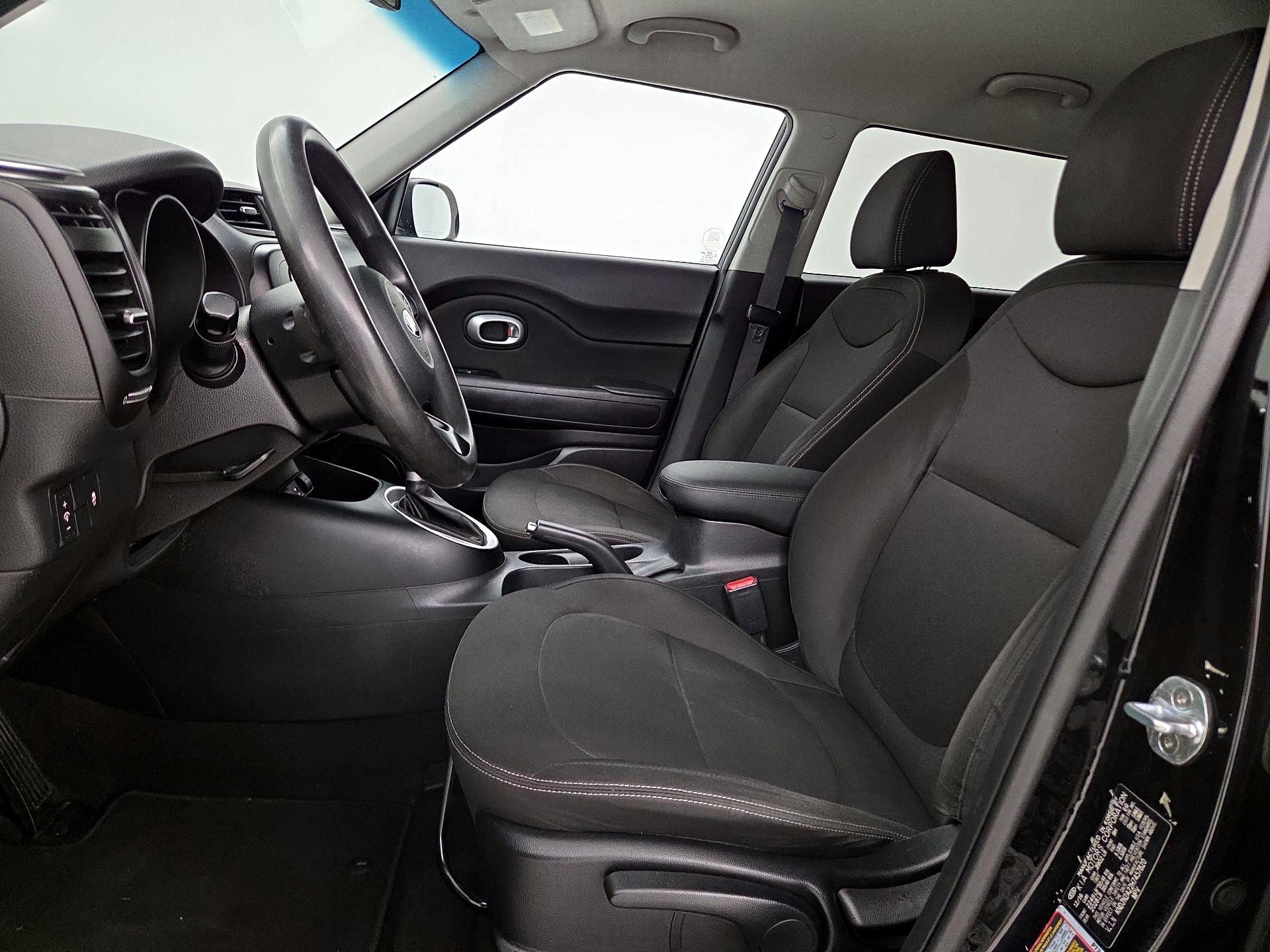 Thumbnail: 2017 Kia Soul - 11