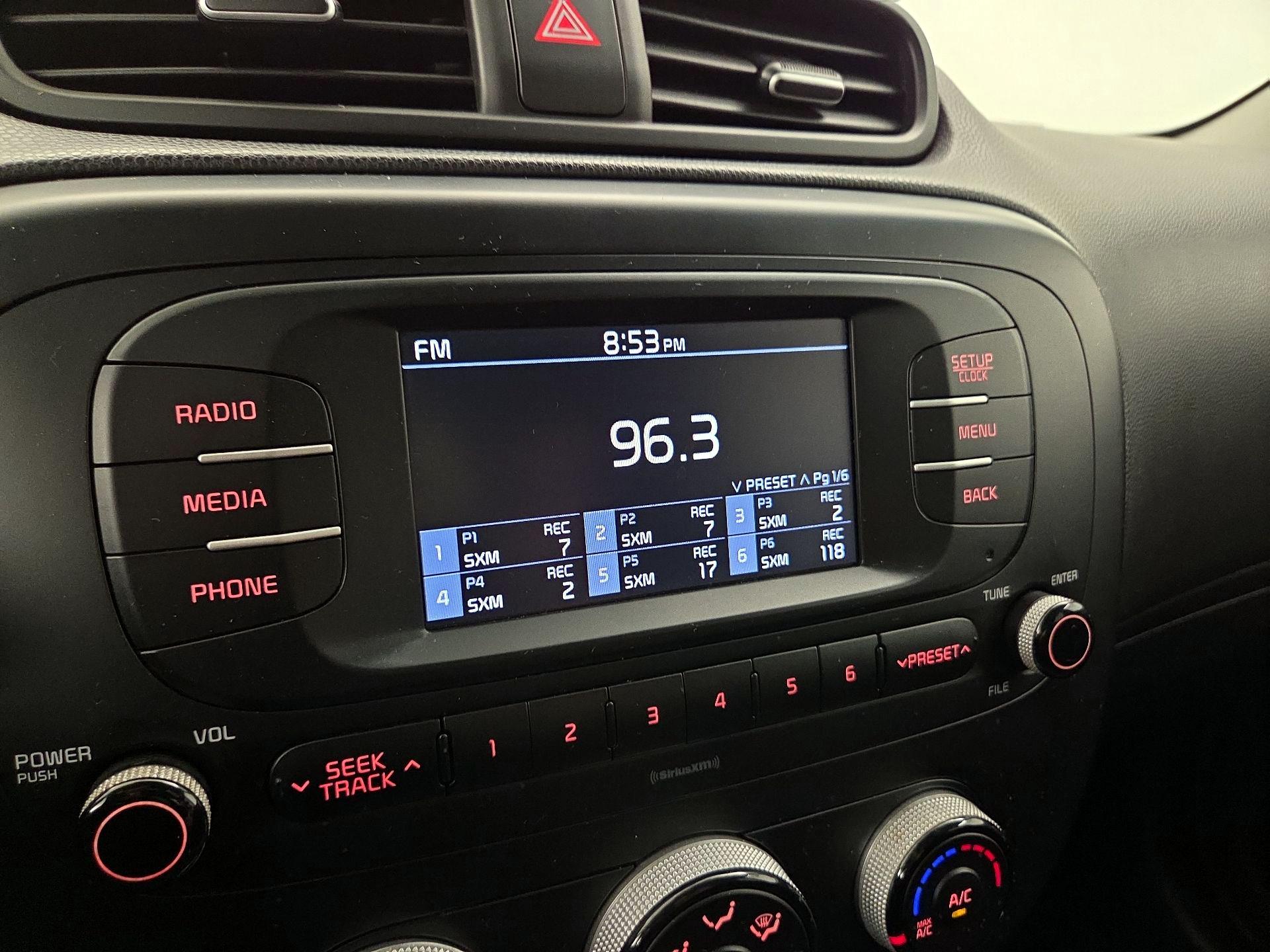 Thumbnail: 2017 Kia Soul - 14