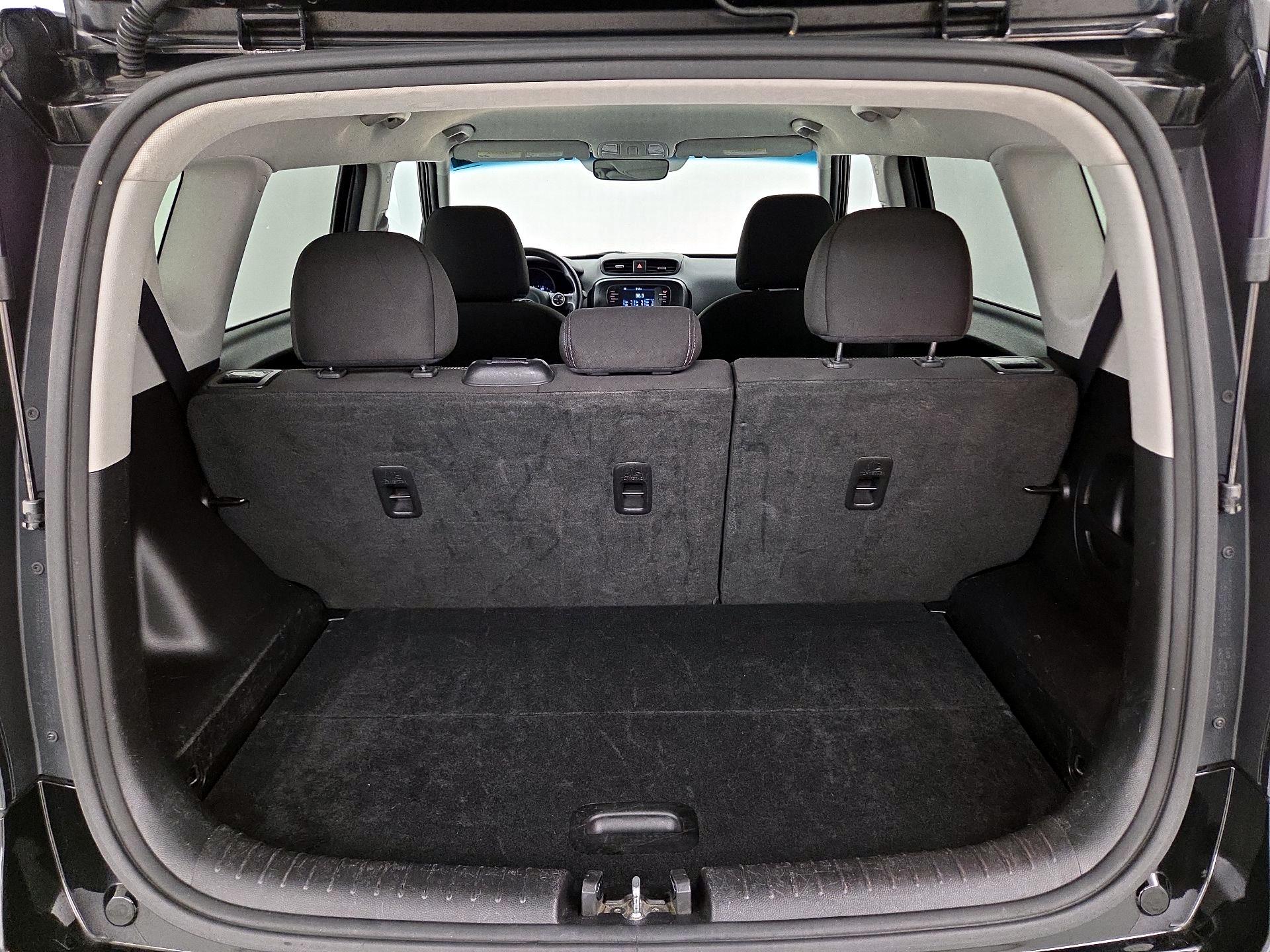 Thumbnail: 2017 Kia Soul - 19