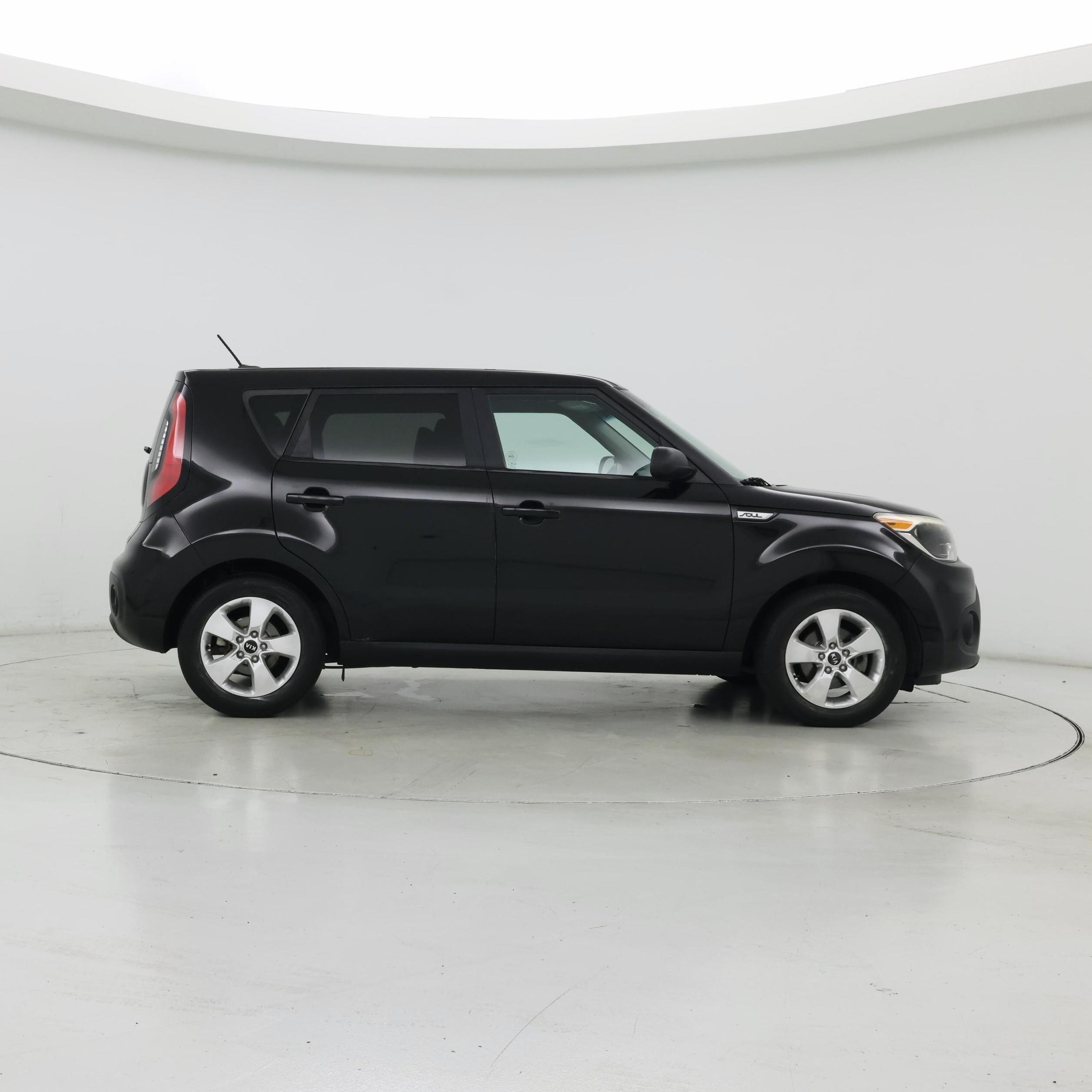 Thumbnail: 2017 Kia Soul - 7