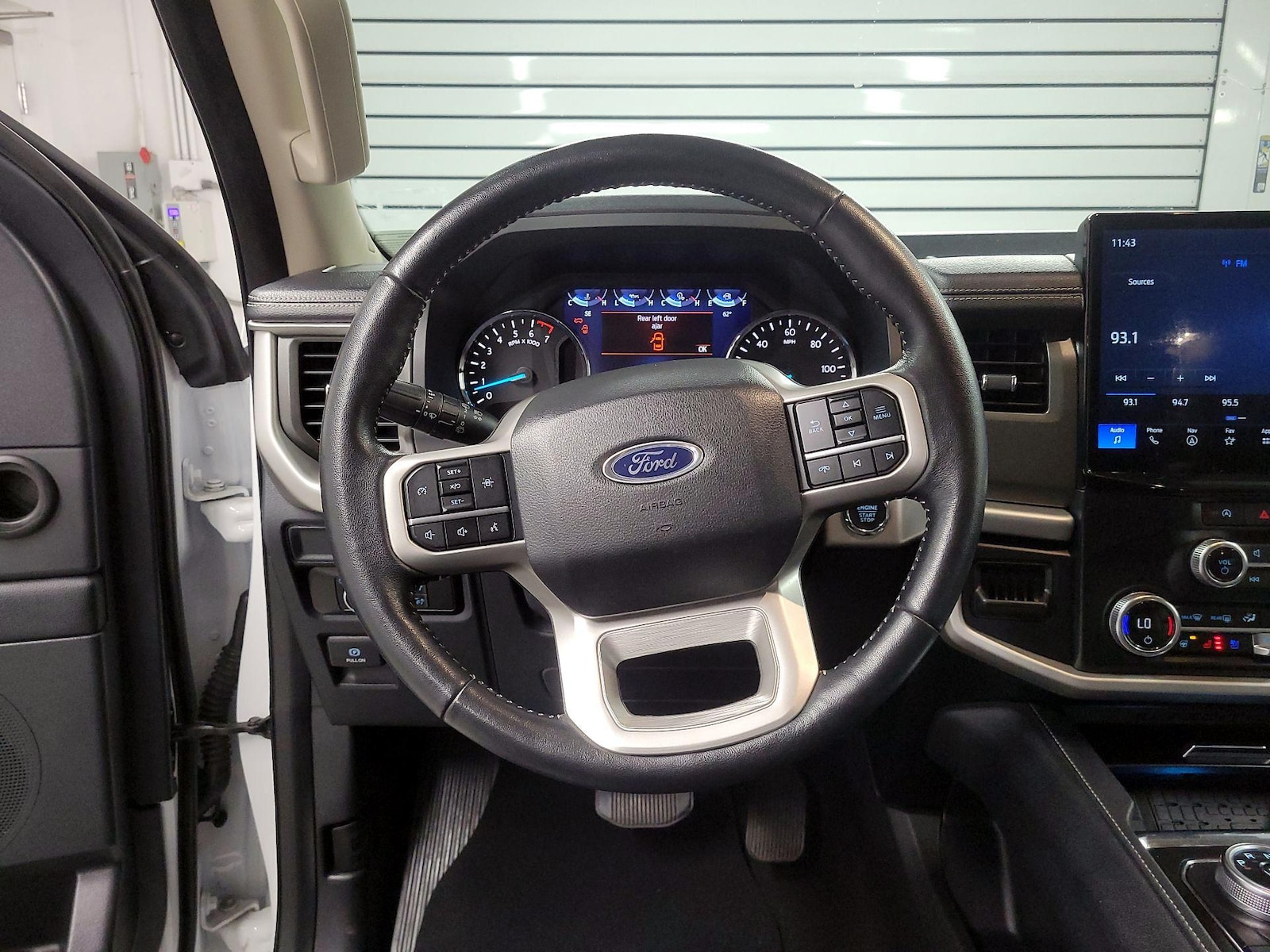 2024 Ford Expedition XLT - Photo 9