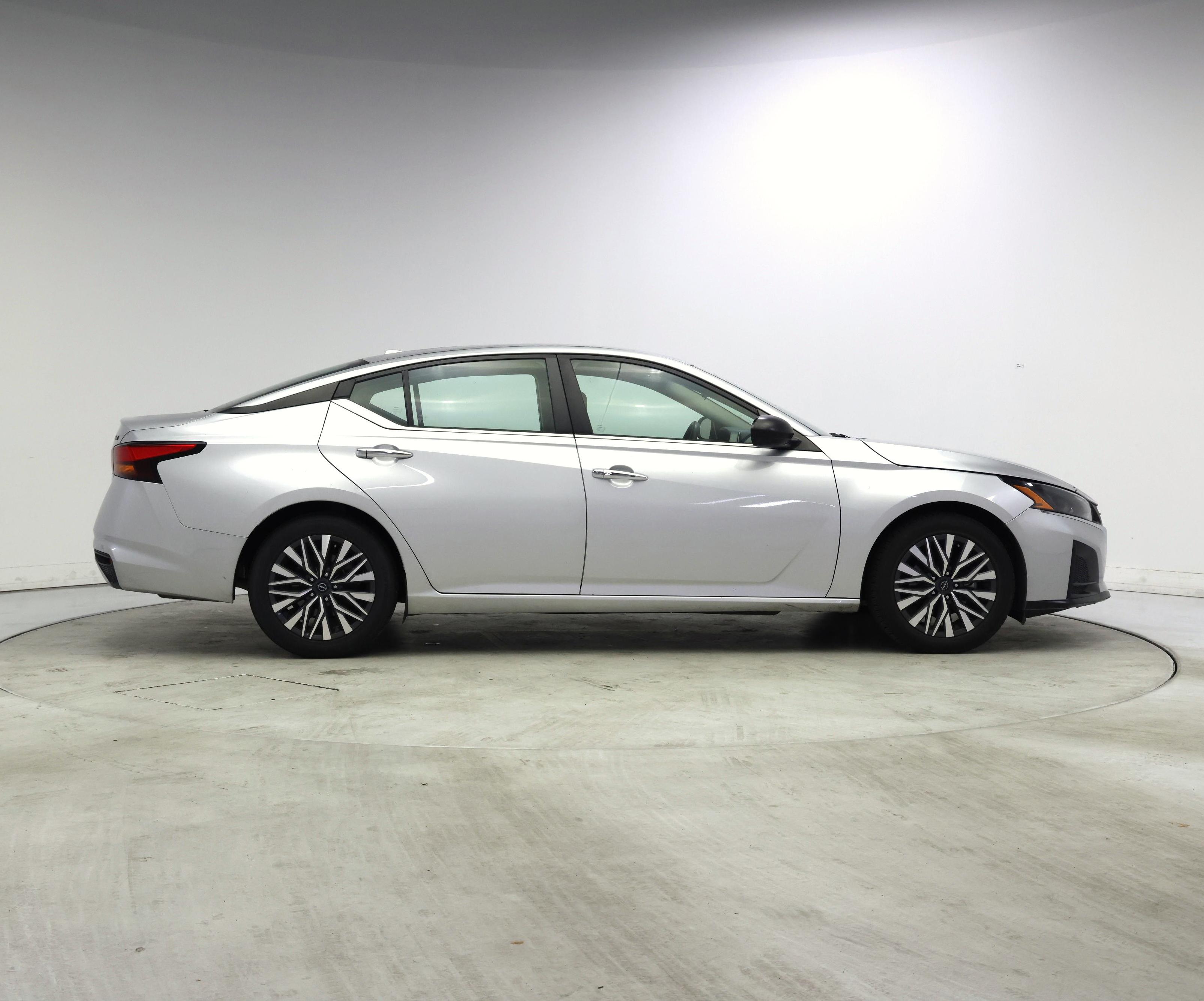 Thumbnail: 2024 Nissan Altima - 7