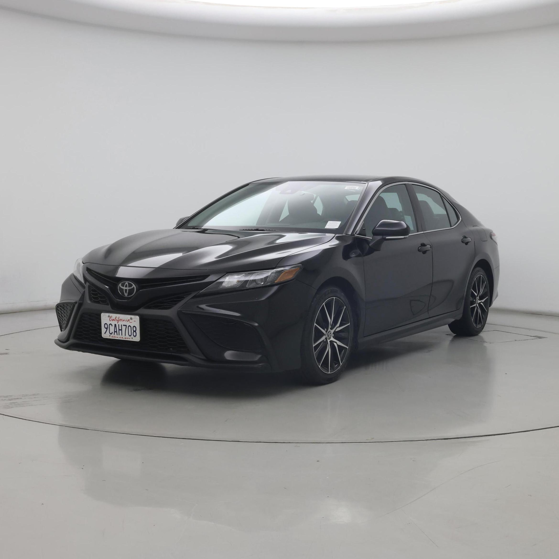 Thumbnail: 2022 Toyota Camry - 4