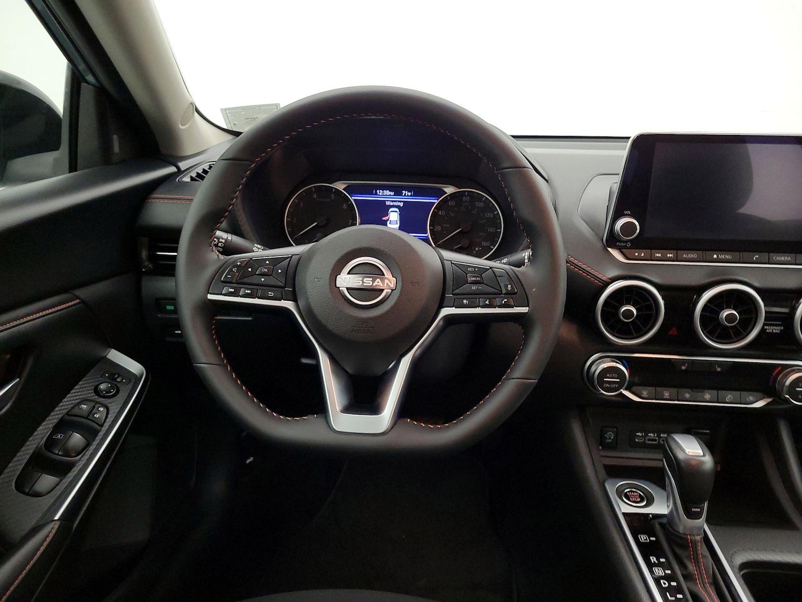 2025 Nissan Sentra SR - Photo 11