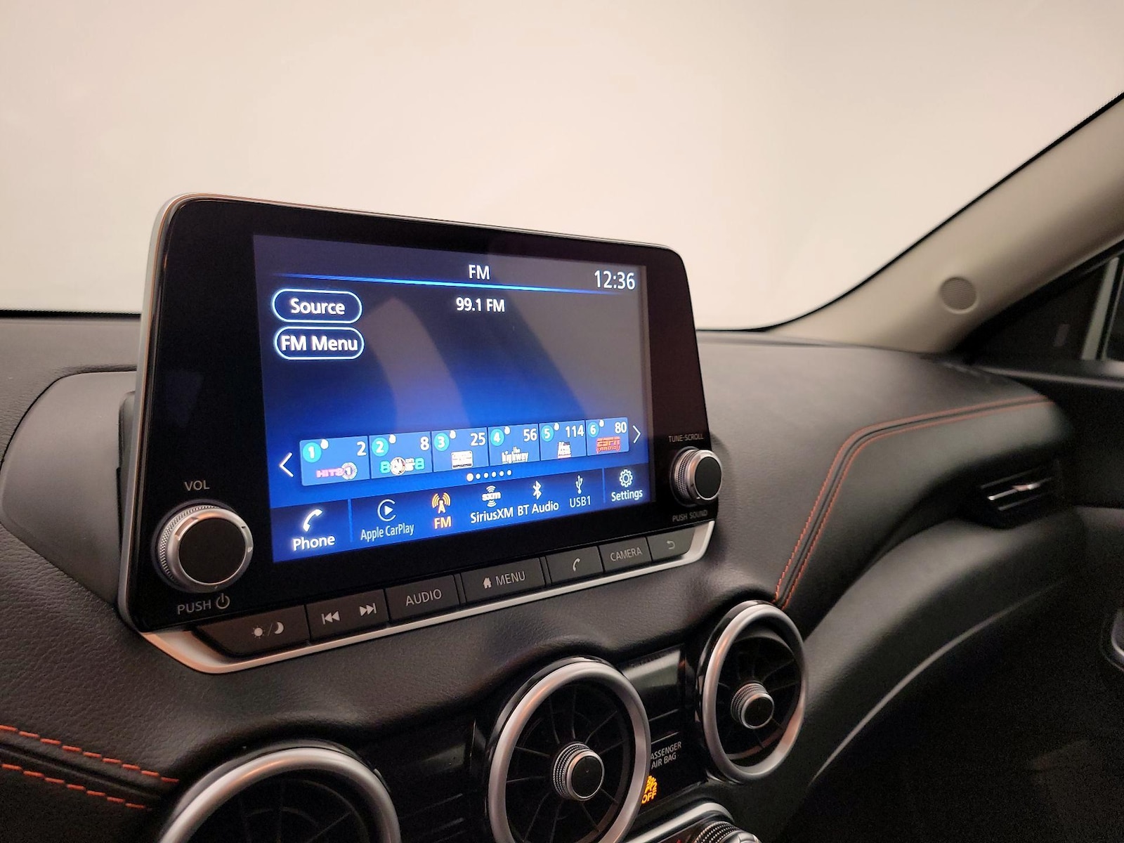 2025 Nissan Sentra SR - Photo 16