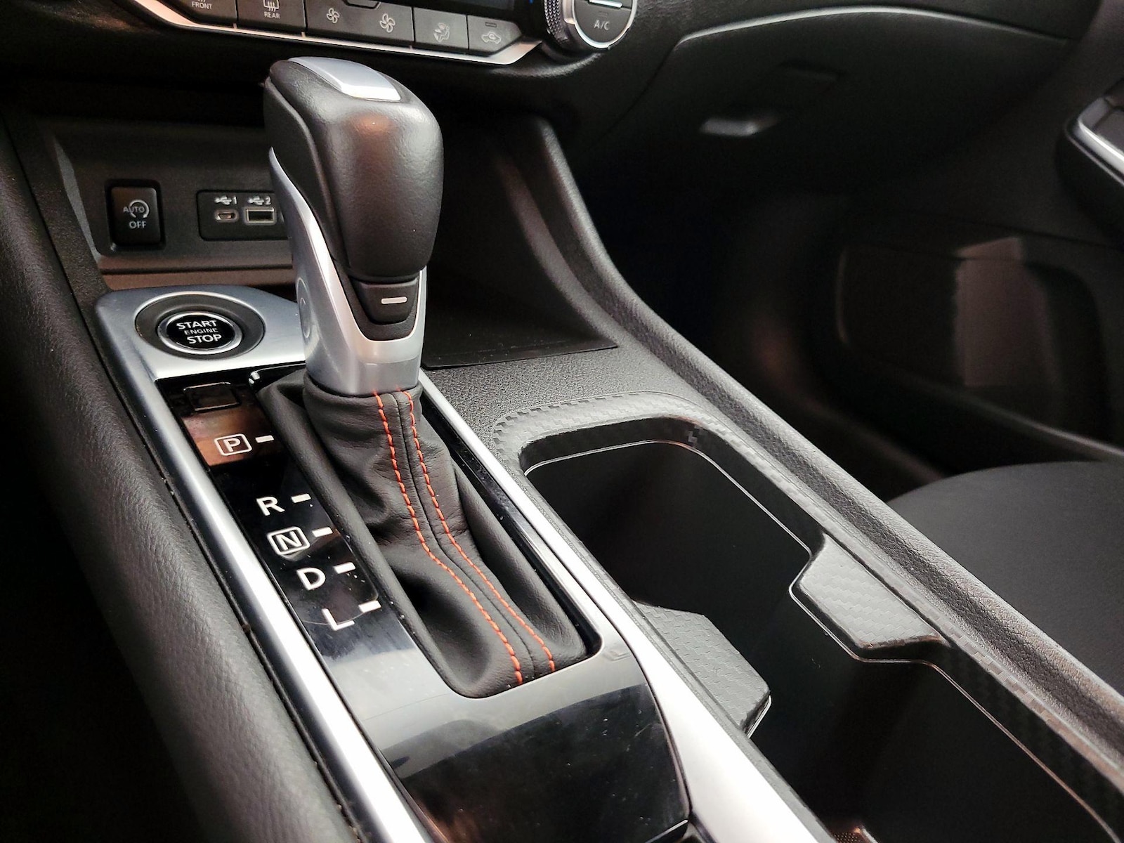 2025 Nissan Sentra SR - Photo 18