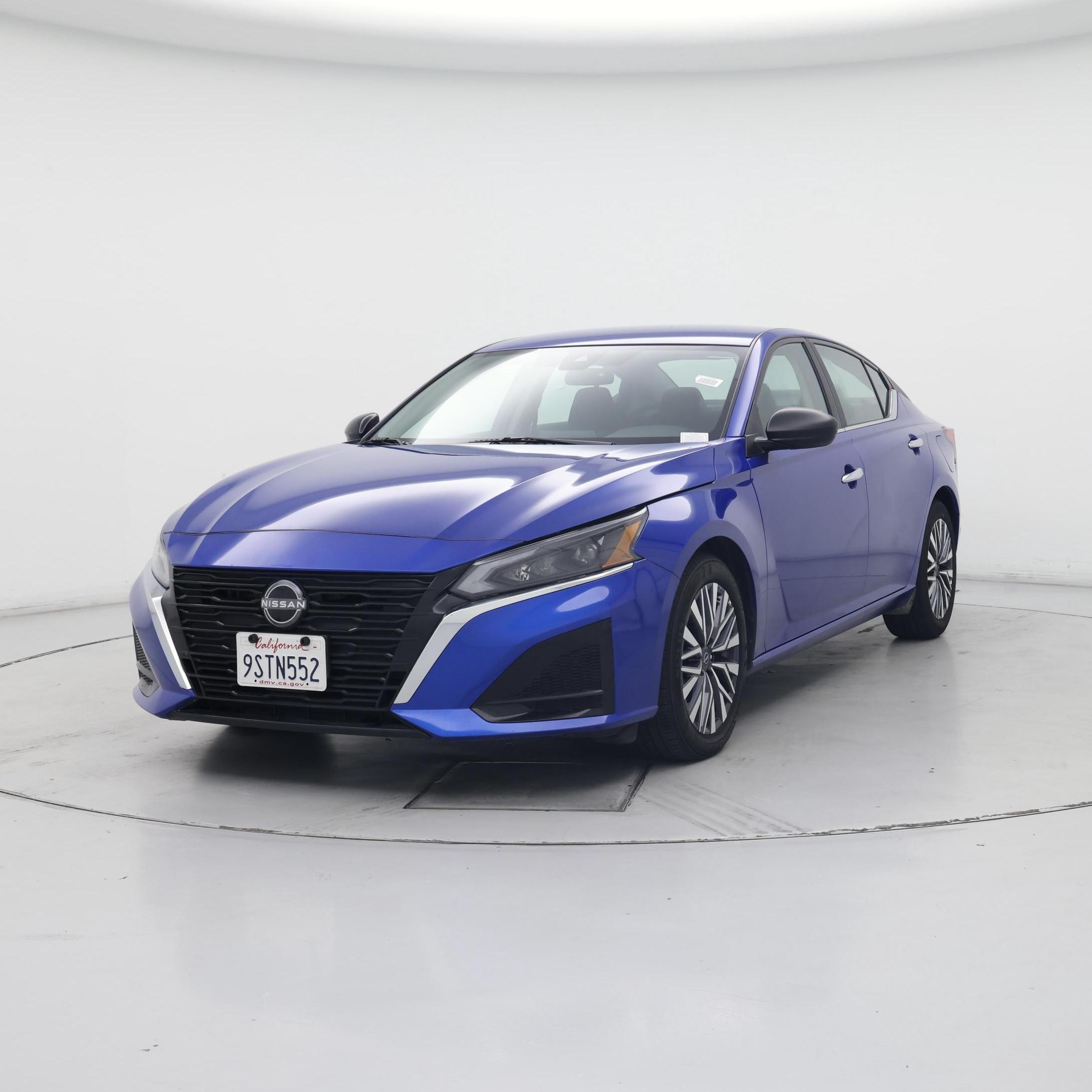 Thumbnail: 2025 Nissan Altima - 4