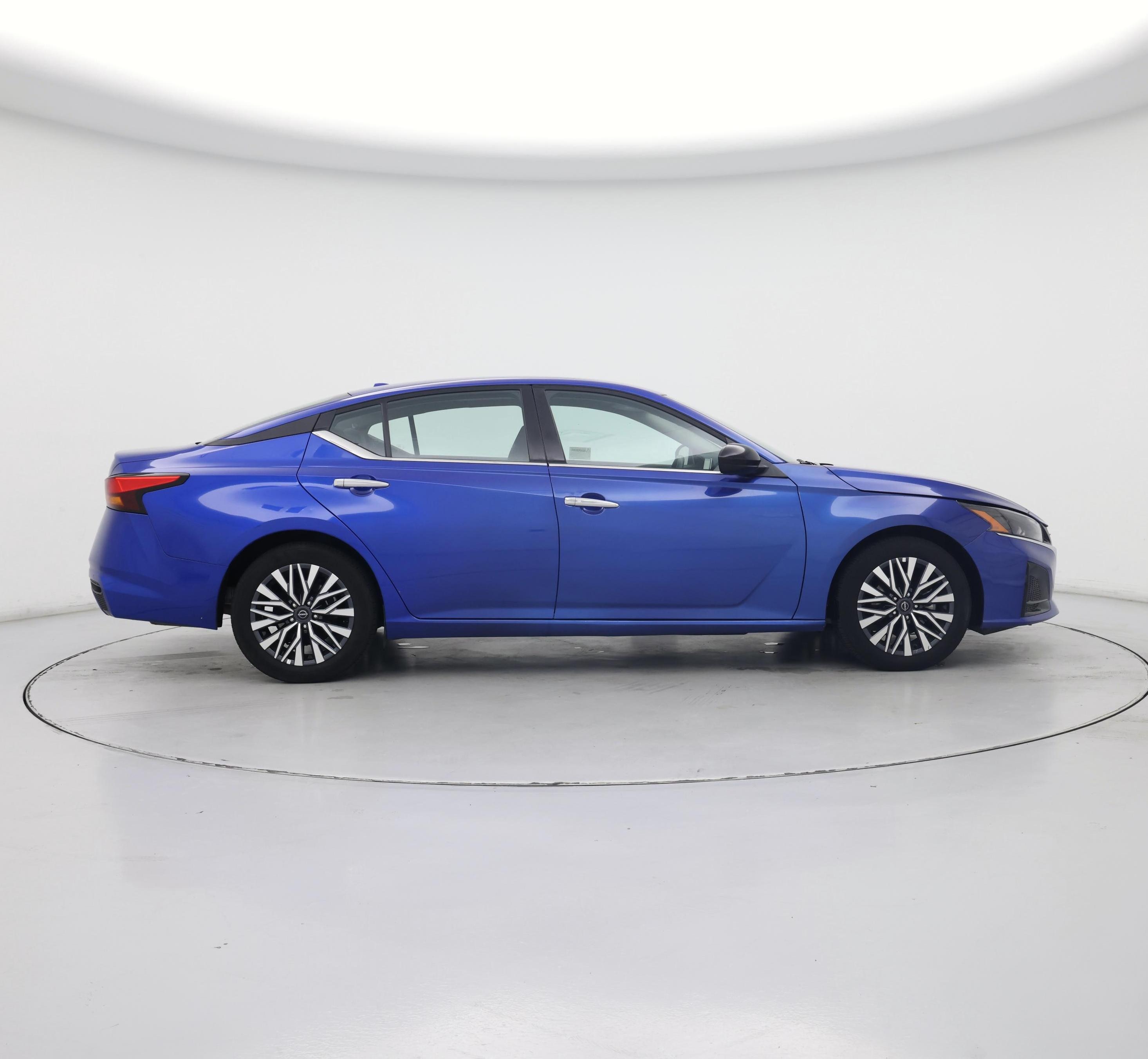 Thumbnail: 2025 Nissan Altima - 7