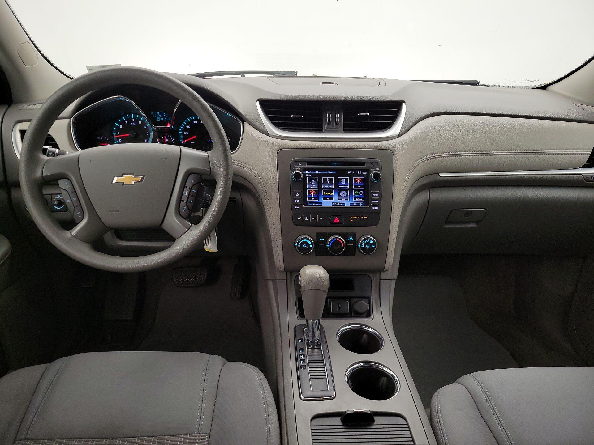 Thumbnail: 2015 Chevrolet Traverse - 9